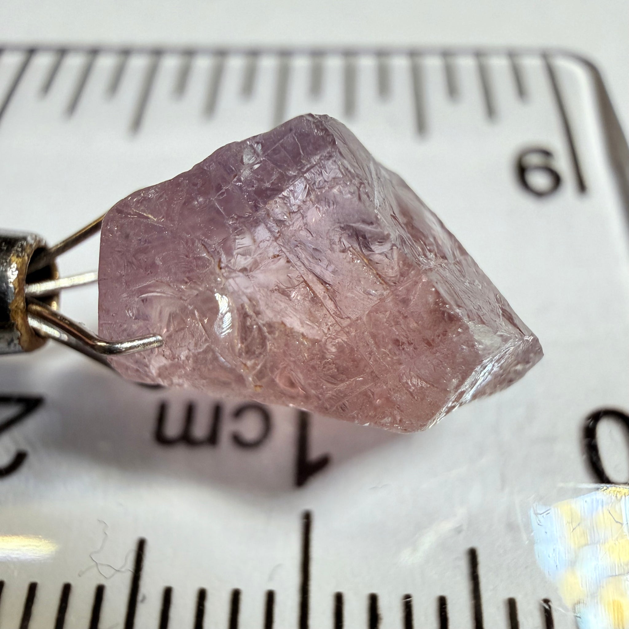 Umba Sapphire, 6.80ct, Umba Valley, Tanzania, Untreated Unheated. Slight ‘gunk’ on one end will grind off on pre-form, rest vvs