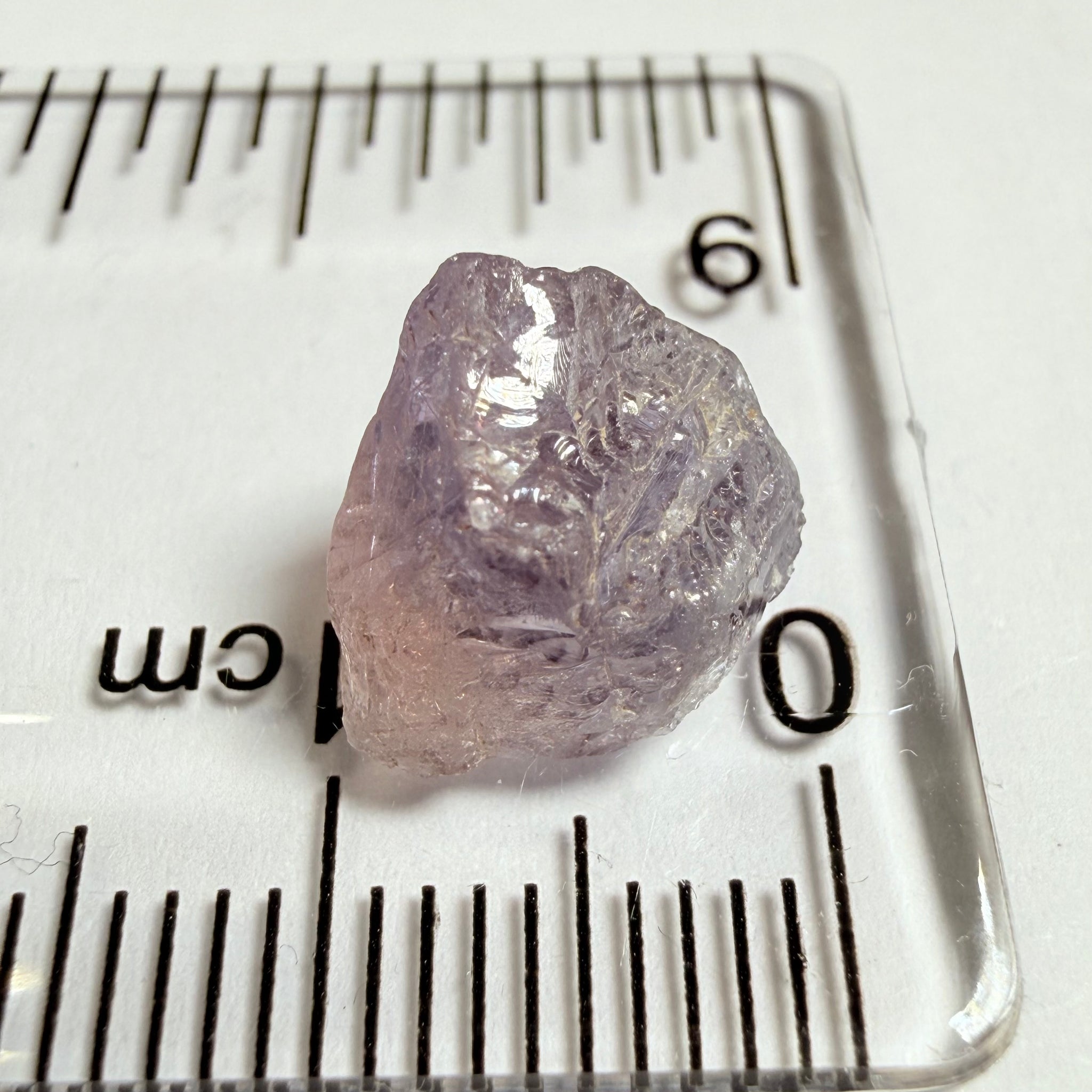Umba Sapphire, 5.09ct, Umba Valley, Tanzania, Untreated Unheated. Slight ‘gunk’ on the outsides that will need to be taken off on pre-form, rest vs-vvs, see pics, I have circled what needs to come off
