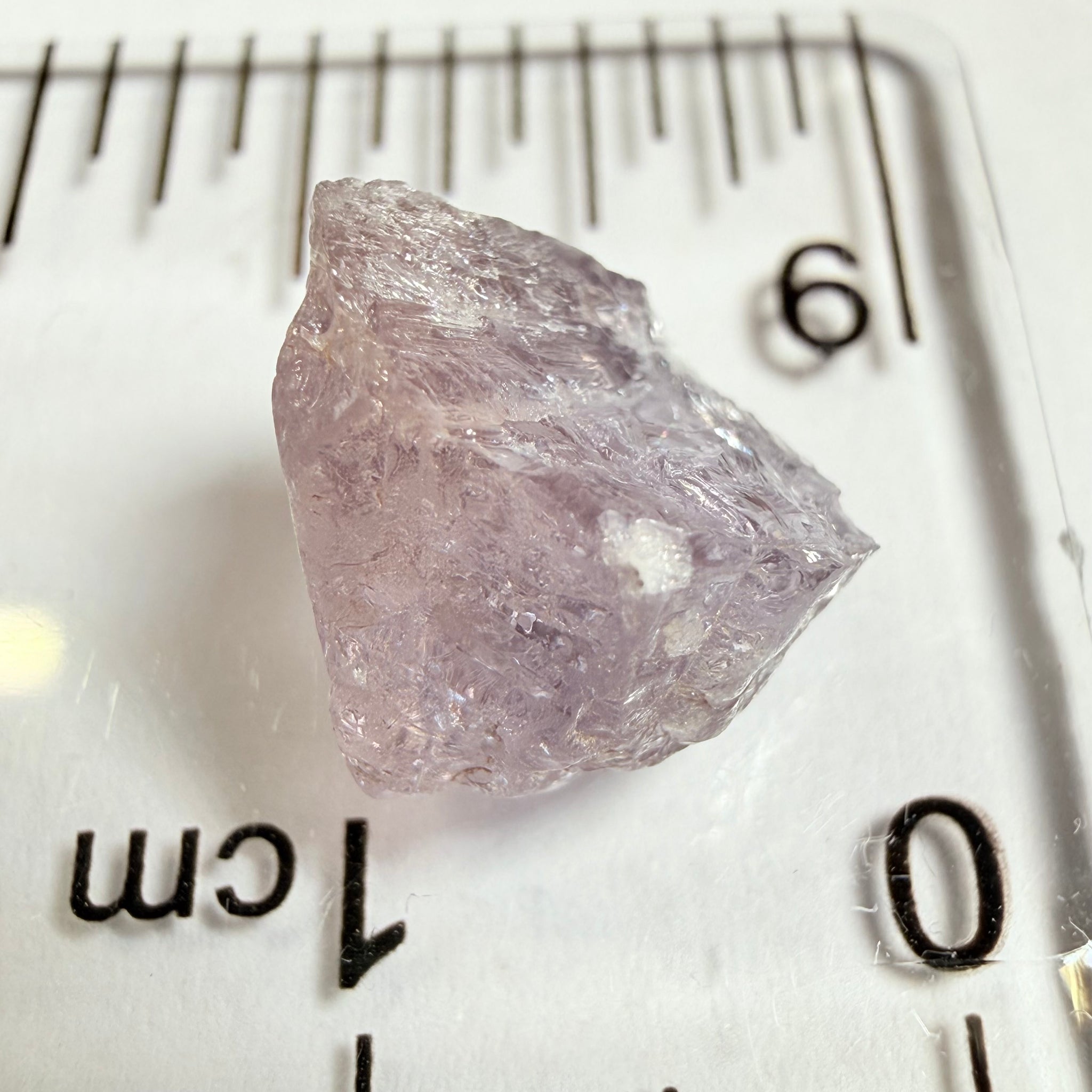 Umba Sapphire, 5.09ct, Umba Valley, Tanzania, Untreated Unheated. Slight ‘gunk’ on the outsides that will need to be taken off on pre-form, rest vs-vvs, see pics, I have circled what needs to come off