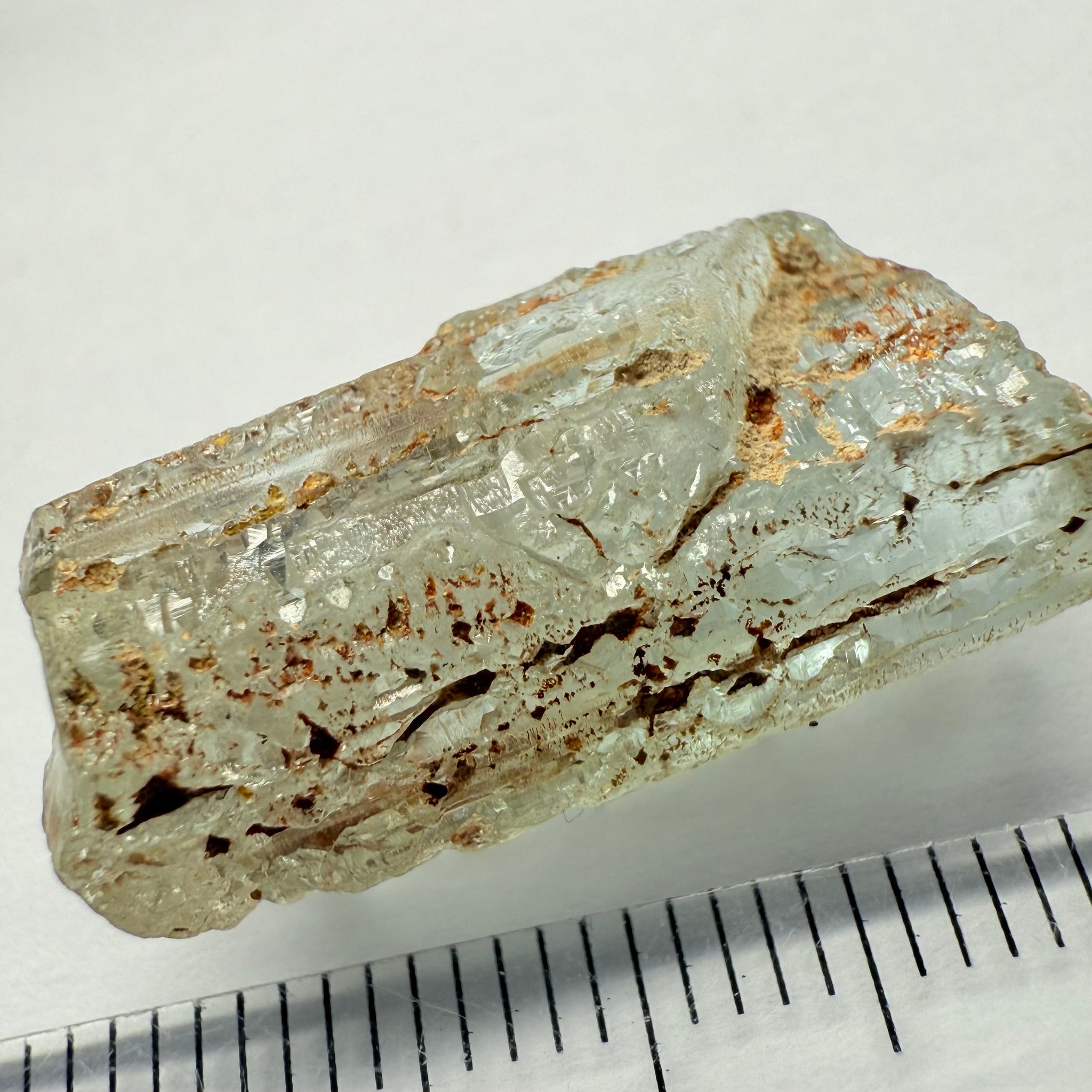 Aquamarine crystal, Songea, Tanzania, 20.16ct, Untreated Unheated, outside slight cracks on the skin, inside vvs