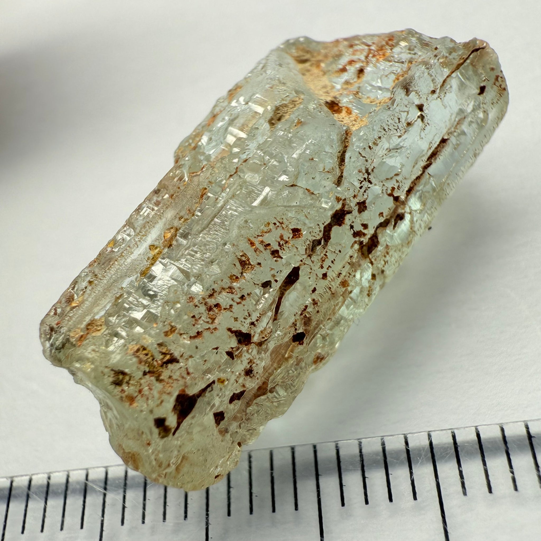 Aquamarine crystal, Songea, Tanzania, 20.16ct, Untreated Unheated, outside slight cracks on the skin, inside vvs