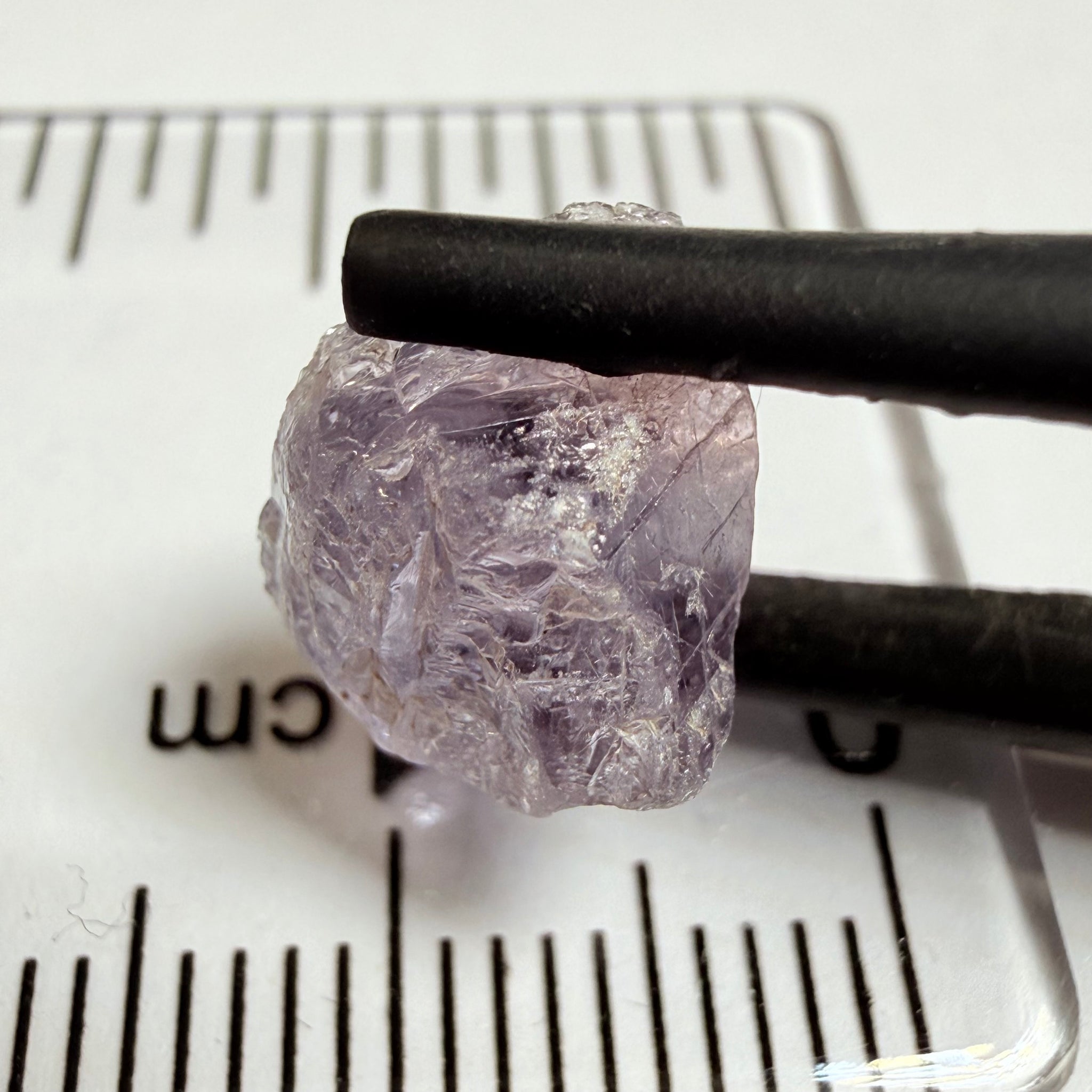 Umba Sapphire, 5.09ct, Umba Valley, Tanzania, Untreated Unheated. Slight ‘gunk’ on the outsides that will need to be taken off on pre-form, rest vs-vvs, see pics, I have circled what needs to come off