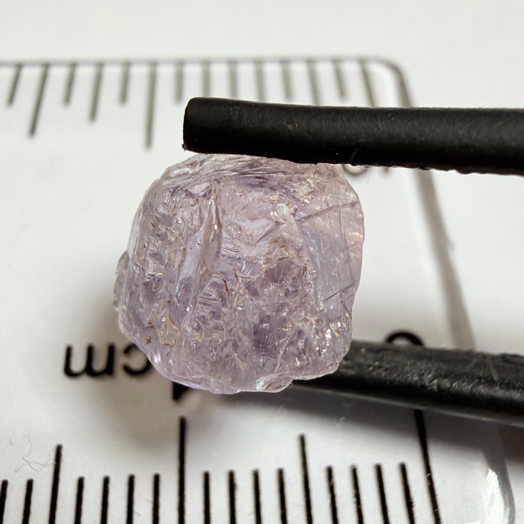 Umba Sapphire, 5.09ct, Umba Valley, Tanzania, Untreated Unheated. Slight ‘gunk’ on the outsides that will need to be taken off on pre-form, rest vs-vvs, see pics, I have circled what needs to come off