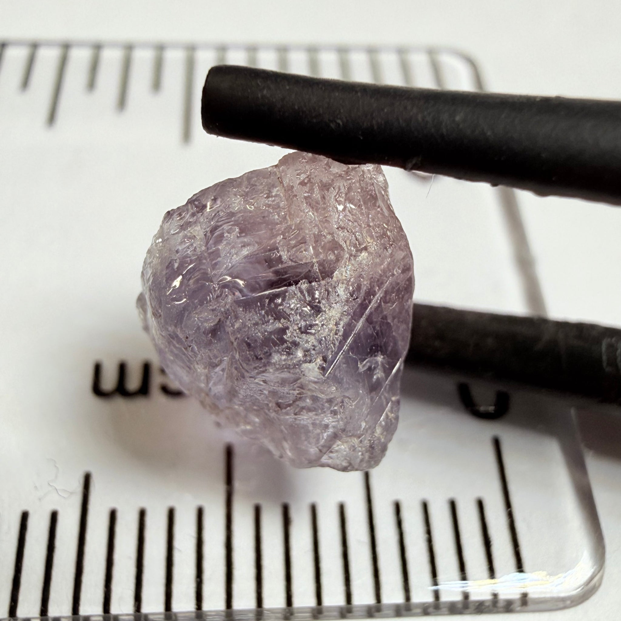 Umba Sapphire, 5.09ct, Umba Valley, Tanzania, Untreated Unheated. Slight ‘gunk’ on the outsides that will need to be taken off on pre-form, rest vs-vvs, see pics, I have circled what needs to come off