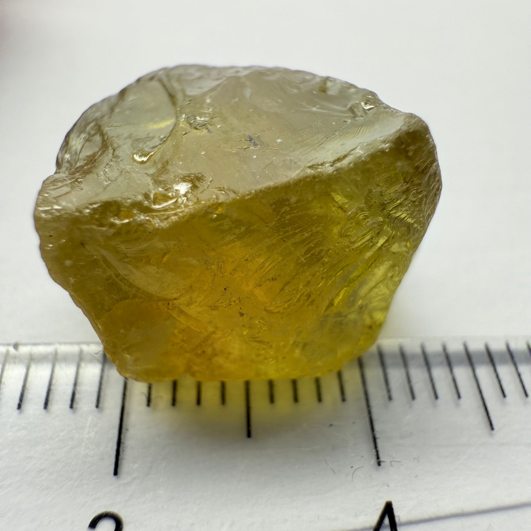 Apatite, silky, 18.50ct, Tanzania, Untreated, Unheated