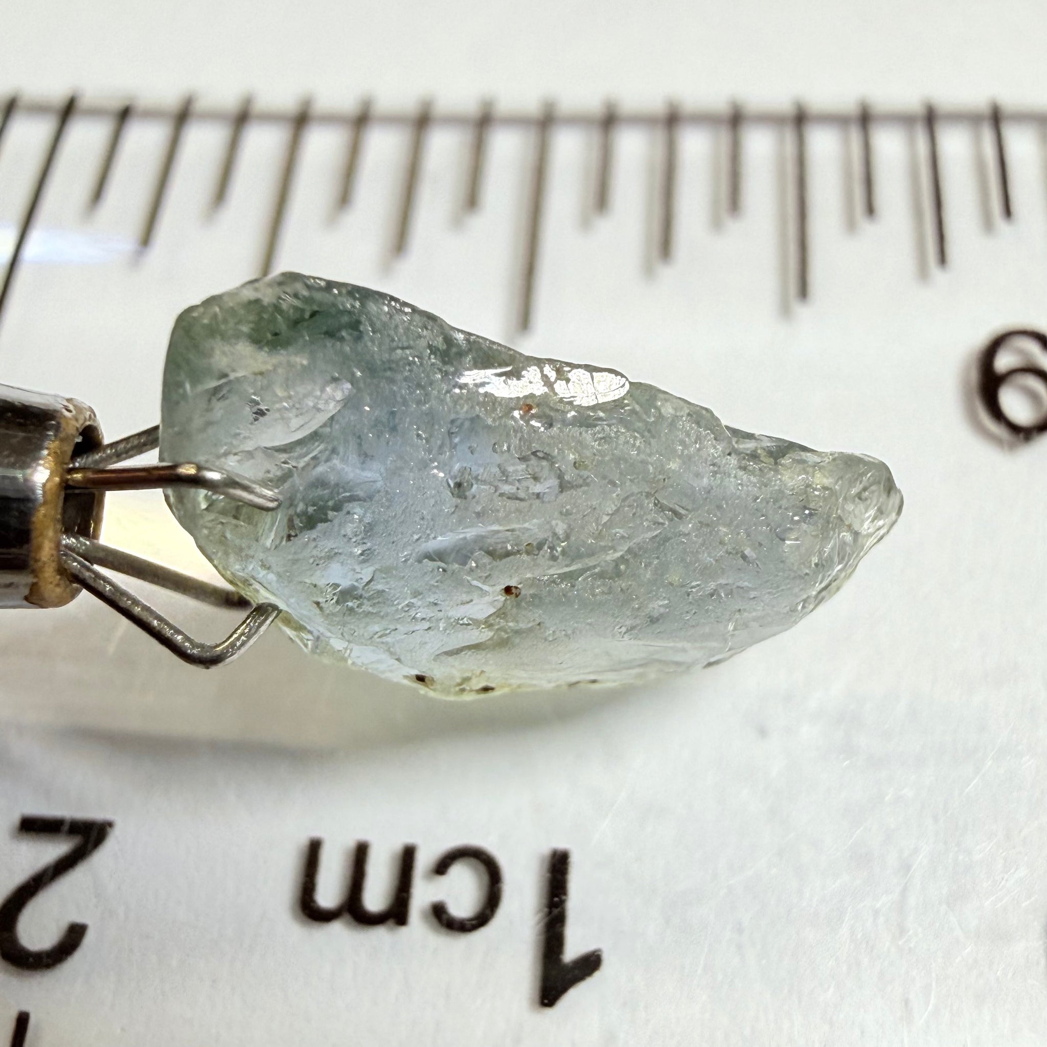 Umba Sapphire, 4.16ct, Umba Valley, Tanzania, Untreated Unheated. Small, white crystal inclusions through the stone, flat shape