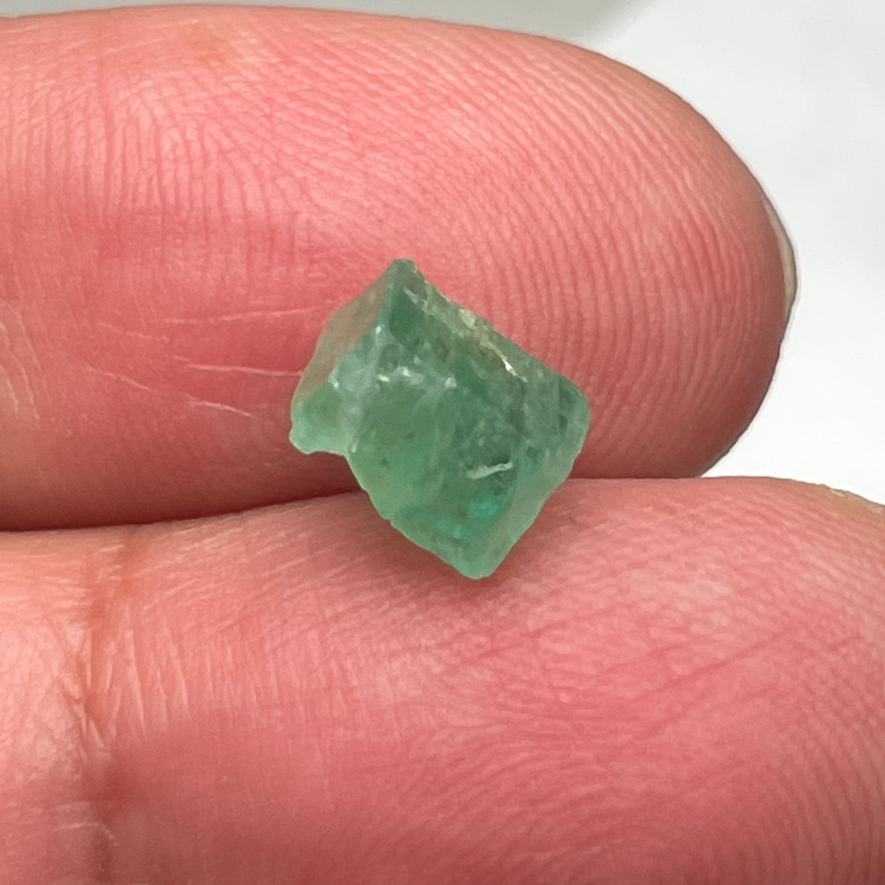 2.56Ct Emerald Crystal. Tanzania. No Oil Untreated Unheated.