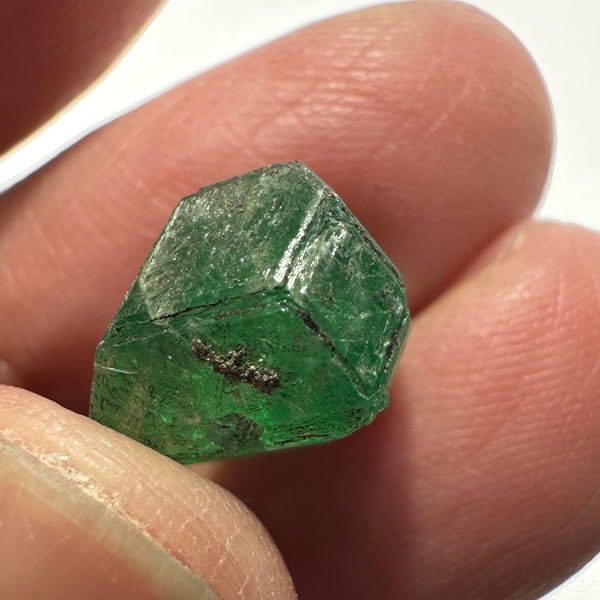 10.83ct Tsavorite Crystal, Merelani, Tanzania, Untreated Unheated. See videos, amazing etching on every face