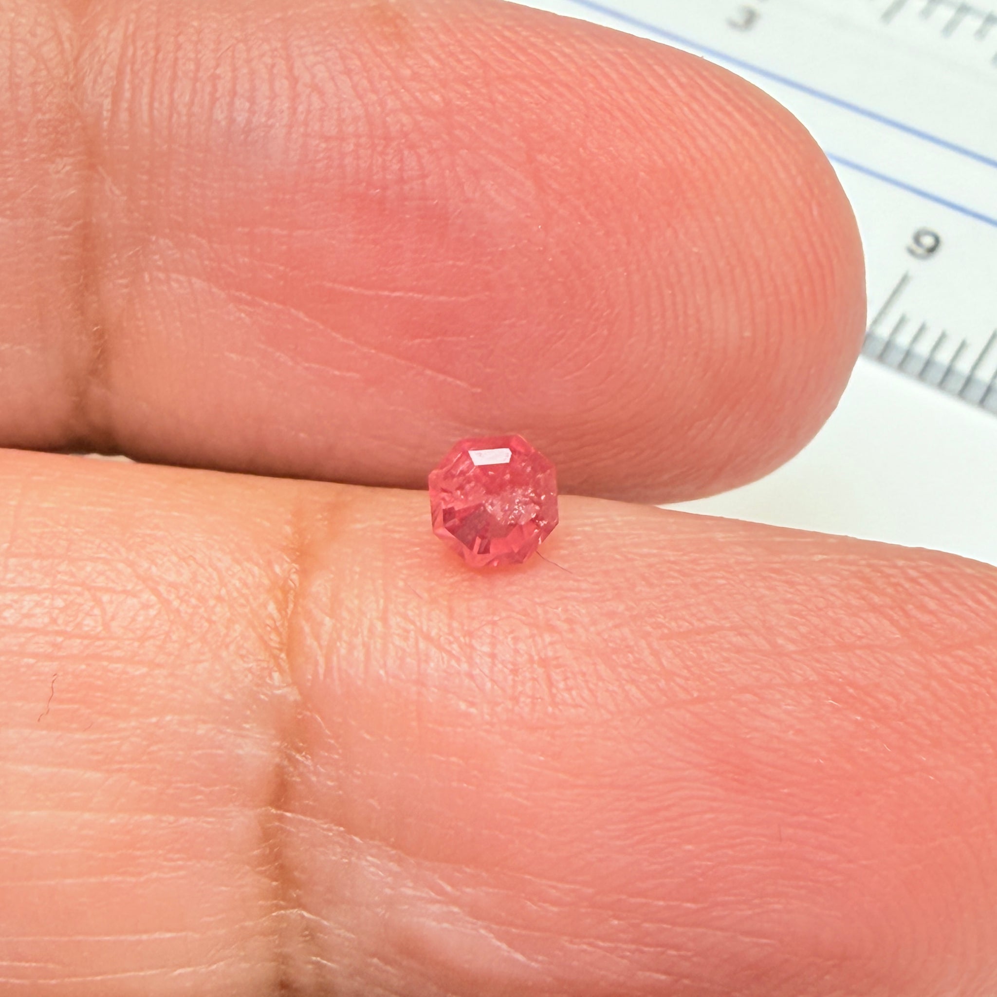 Mahenge Spinel, 0.41ct, Mahenge, Tanzania, Untreated Unheated, for a high setting