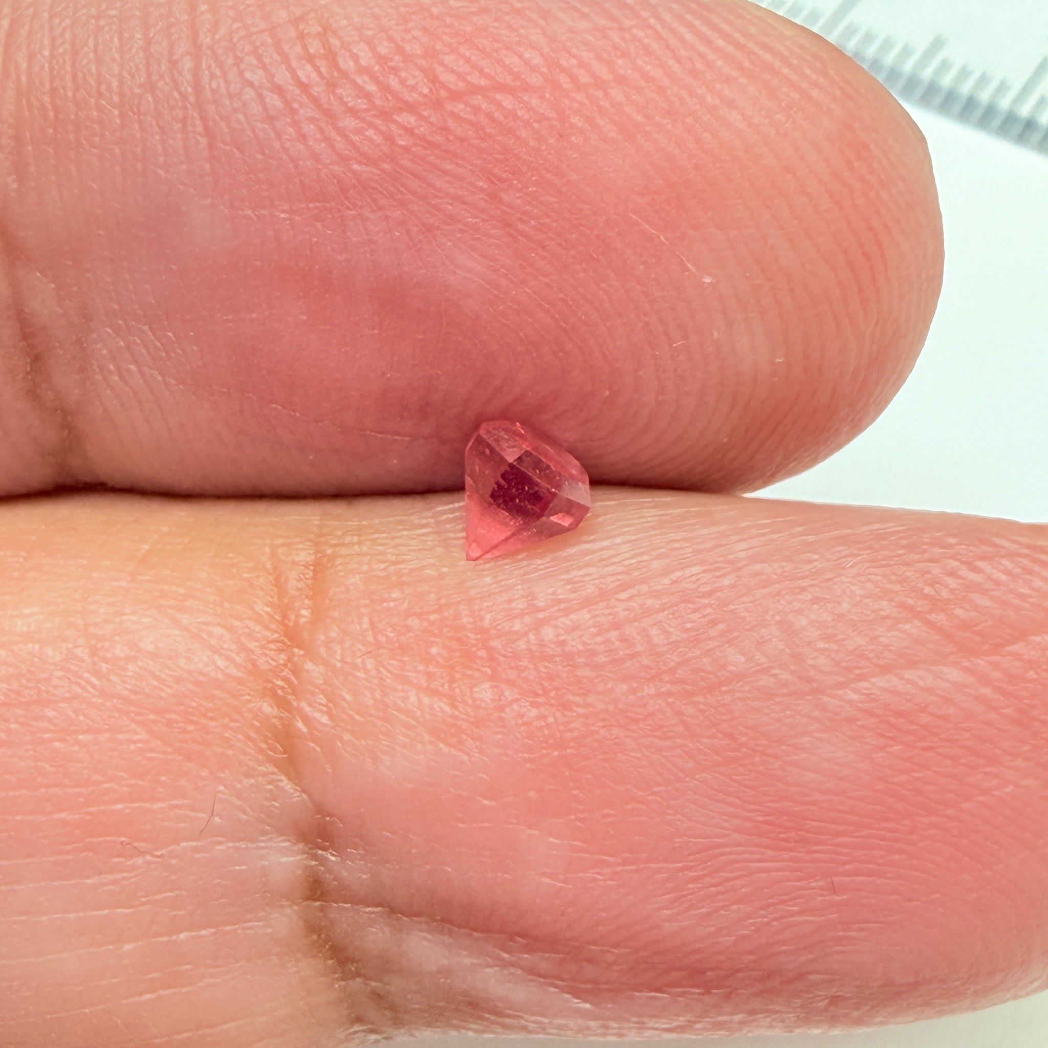 Mahenge Spinel, 0.41ct, Mahenge, Tanzania, Untreated Unheated, for a high setting