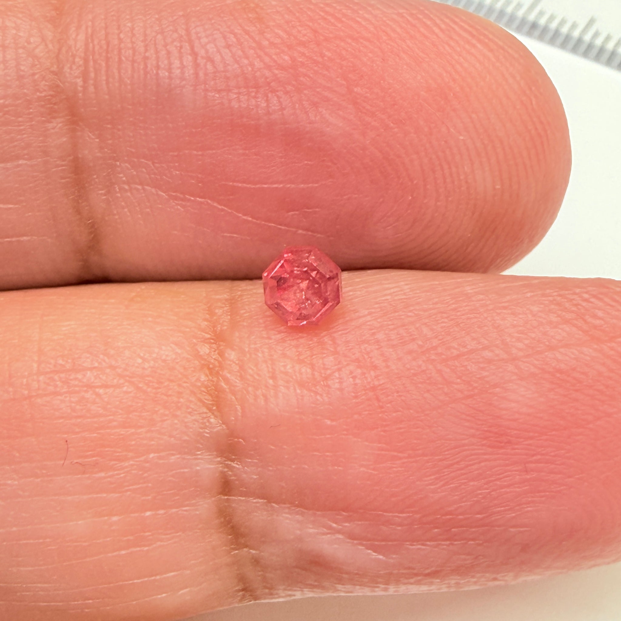 Mahenge Spinel, 0.41ct, Mahenge, Tanzania, Untreated Unheated, for a high setting