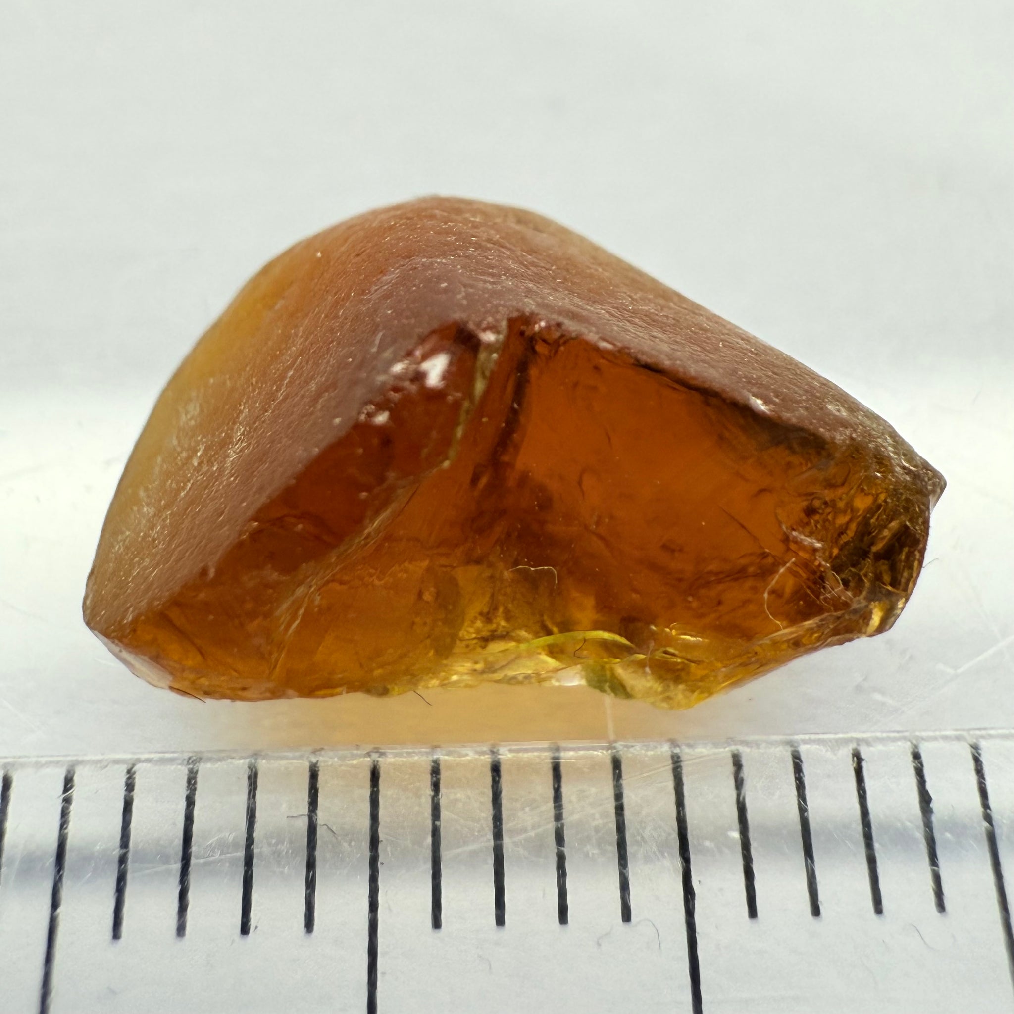 Tourmaline, Tanzania, 5.52ct, Untreated Unheated, dividing crack, slice into 2 clean vvs-if stones, see shape