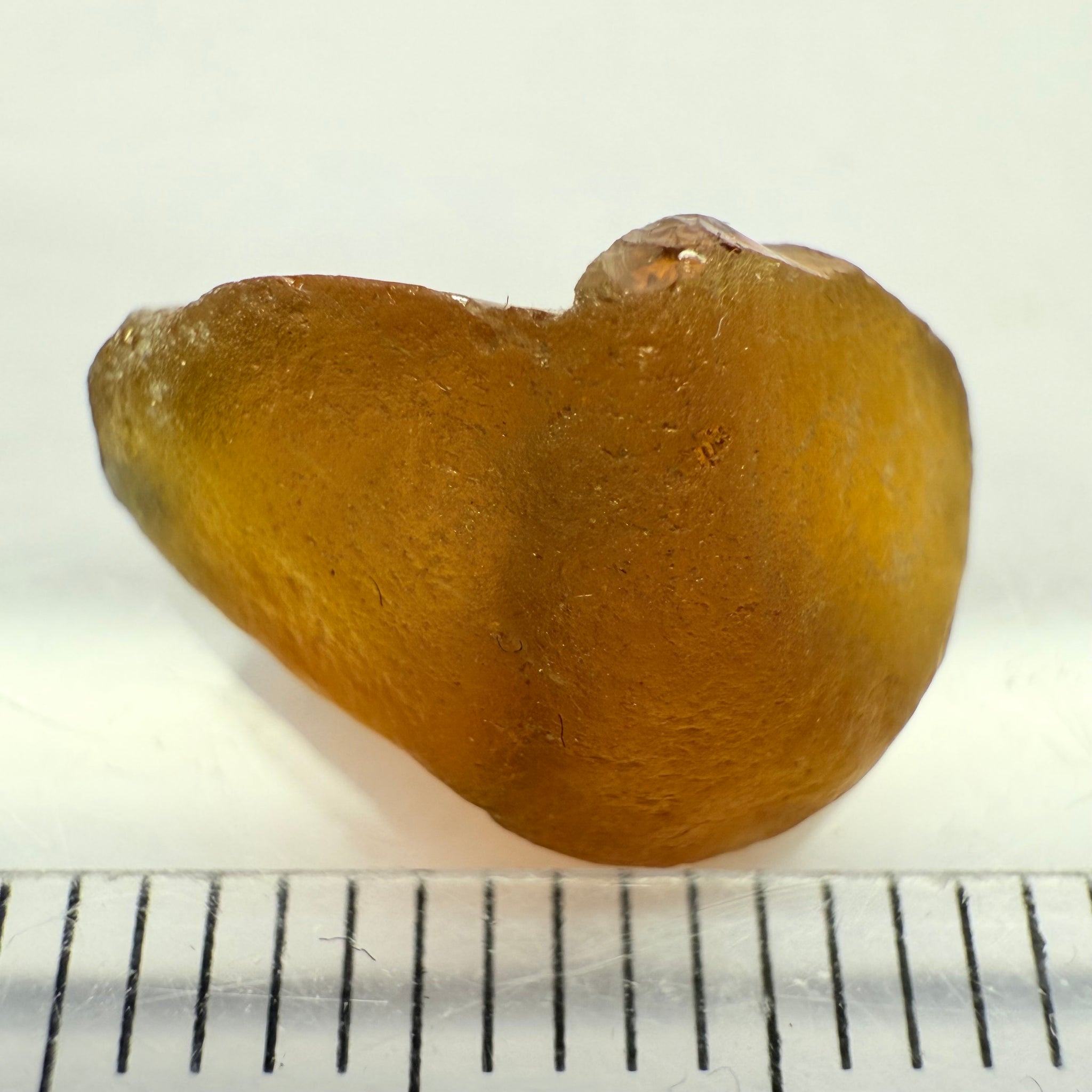 Tourmaline, Tanzania, 5.52ct, Untreated Unheated, dividing crack, slice into 2 clean vvs-if stones, see shape