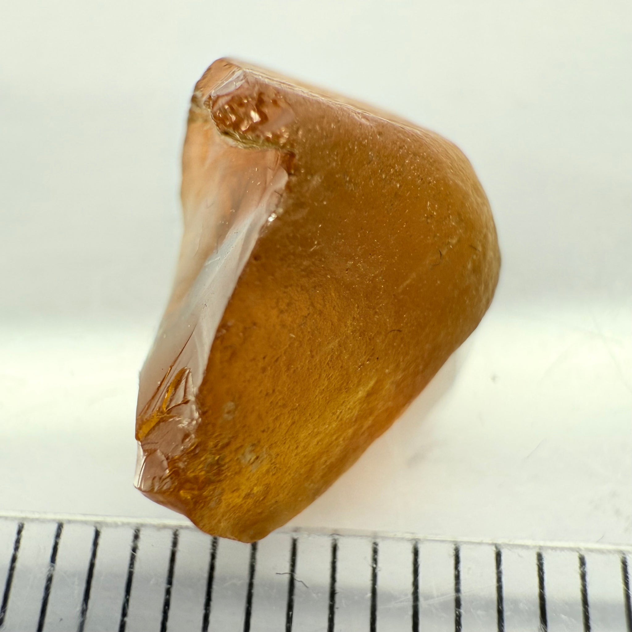 Tourmaline, Tanzania, 5.52ct, Untreated Unheated, dividing crack, slice into 2 clean vvs-if stones, see shape