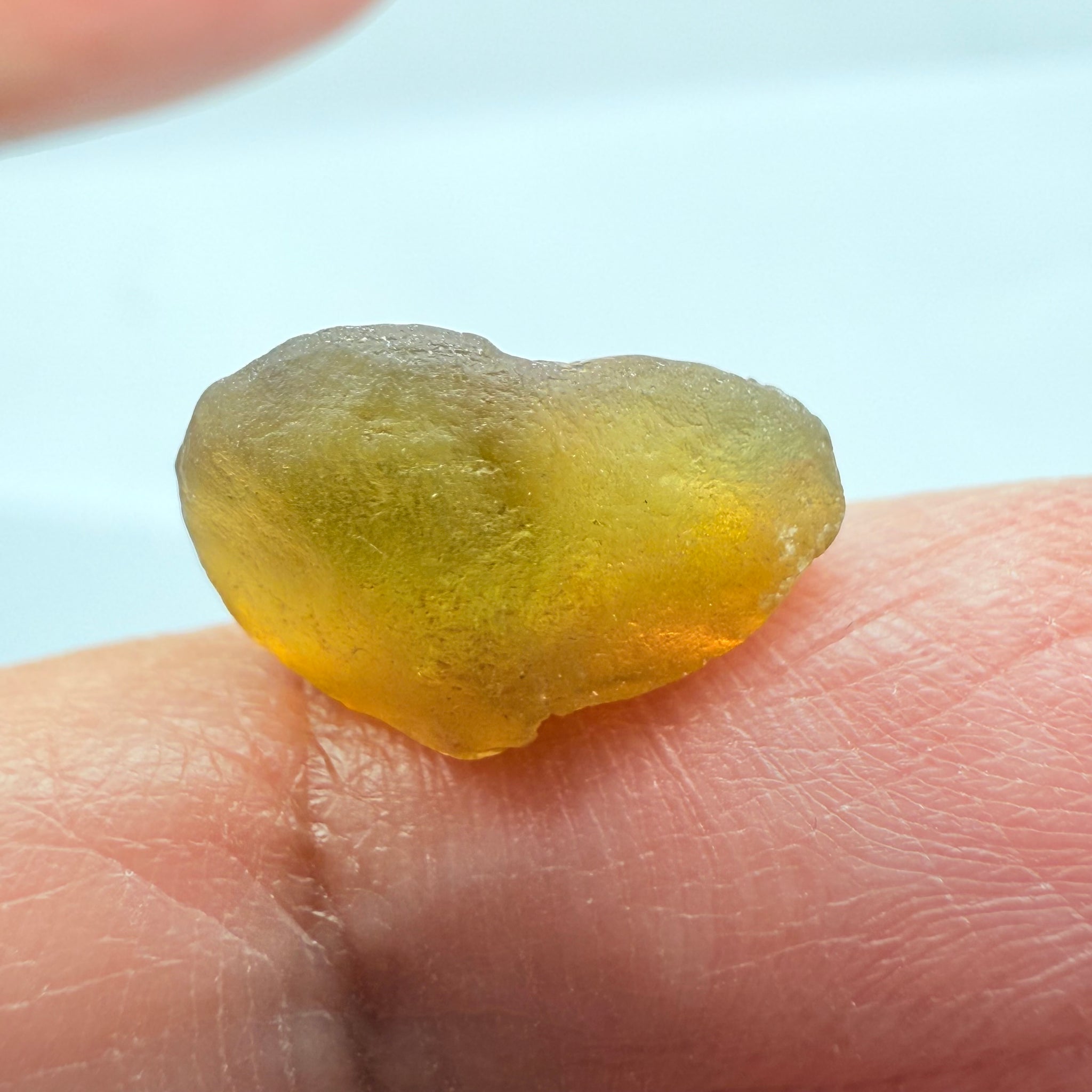 Tourmaline, Tanzania, 5.52ct, Untreated Unheated, dividing crack, slice into 2 clean vvs-if stones, see shape