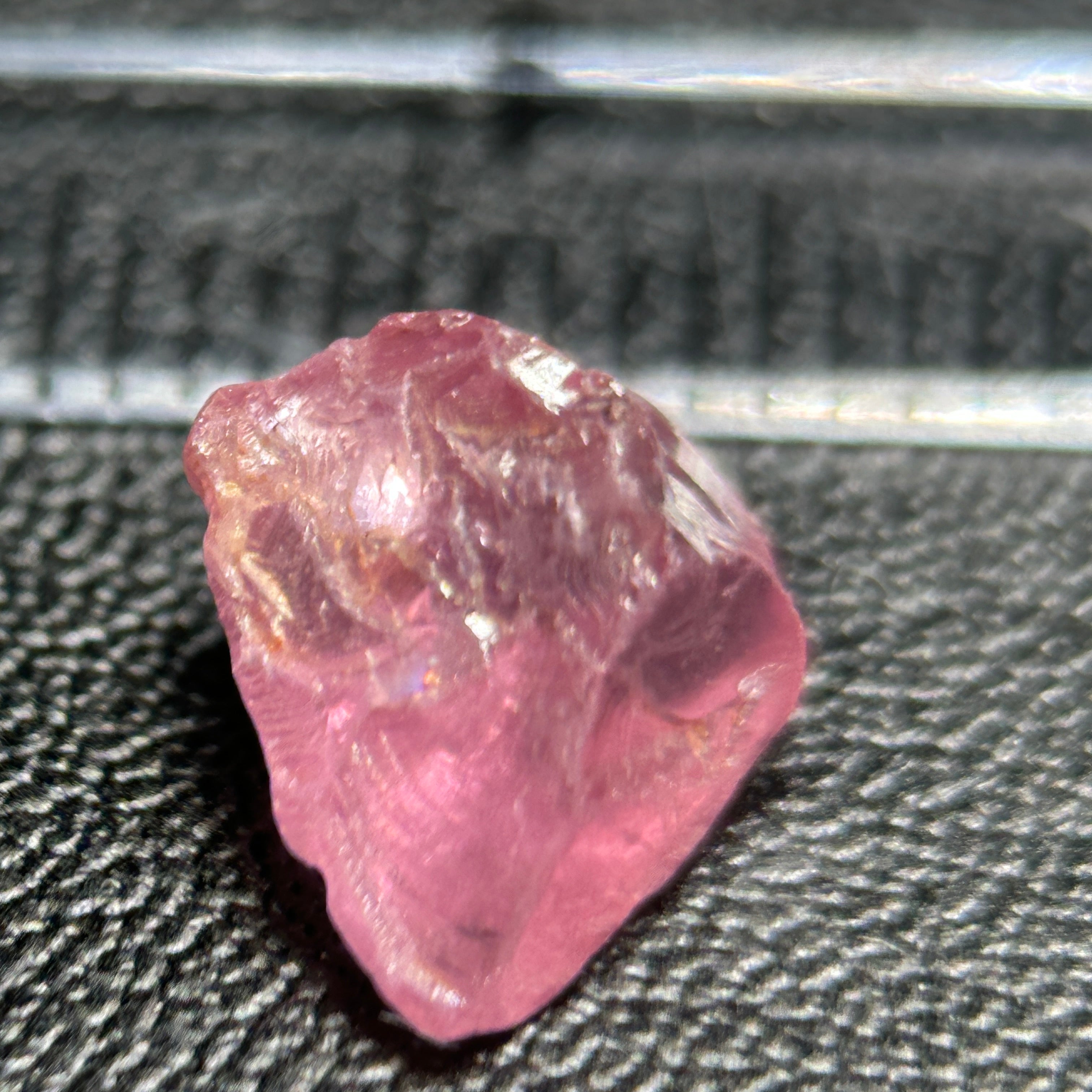 3.14ct Spinel, Tanzania, Untreated Unheated, slight inclusion on the side coming 1/3rd in