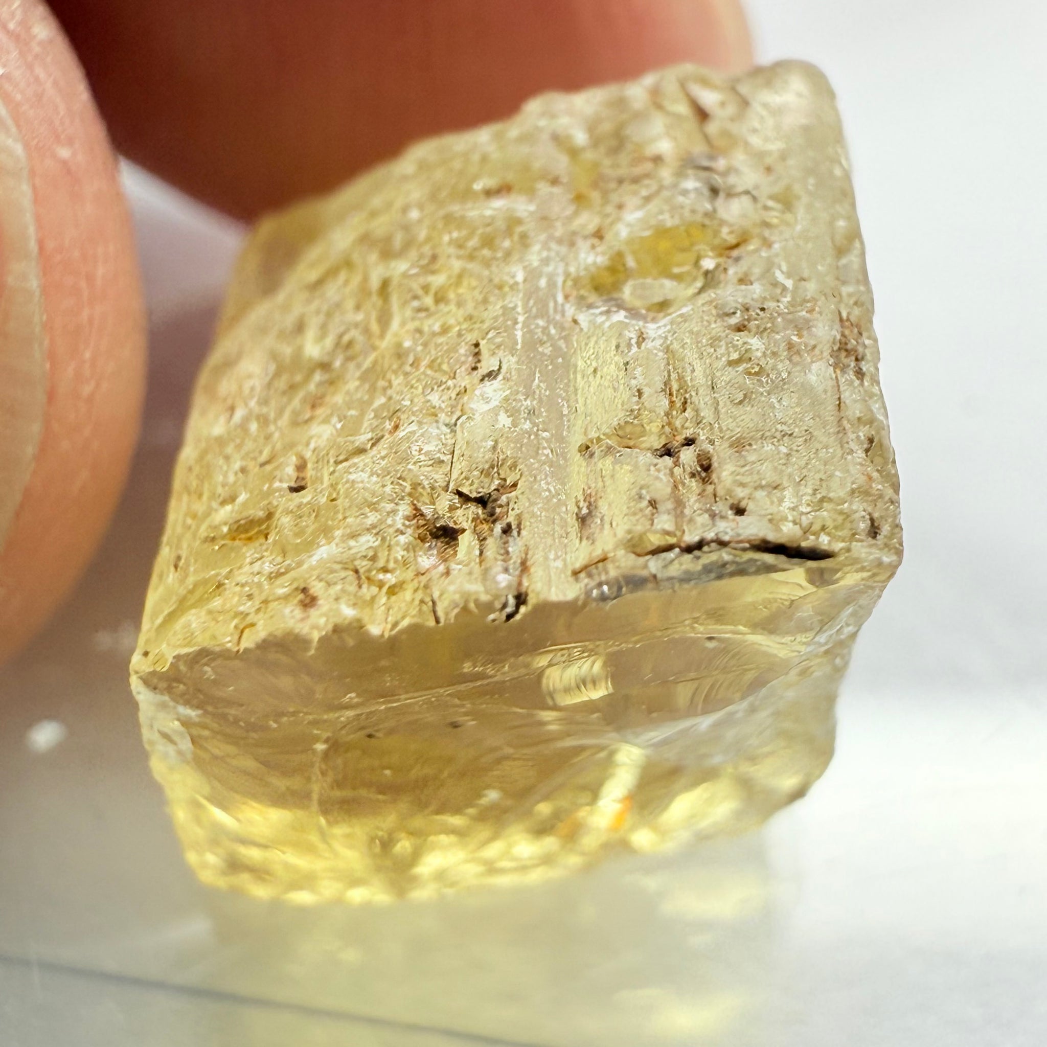 Scapolite, 15.05ct, Dodoma, Tanzania, Untreated Unheated, slight spots inside, I have no idea what that red line is inside! Take a look!