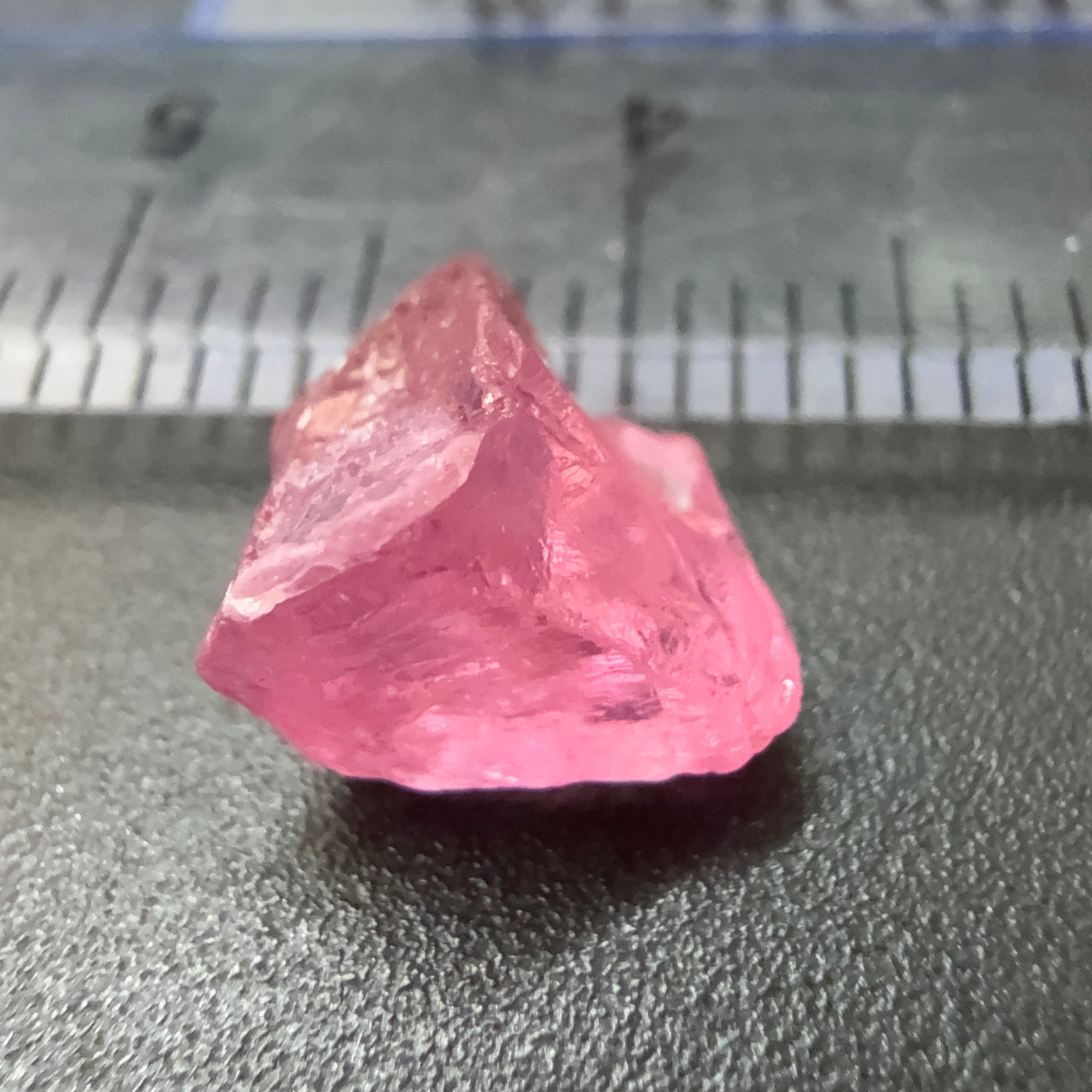 Mahenge Spinel, 2.90ct, Mahenge, Tanzania, Untreated Unheated. Slight inclusions, no crack! See the backlit photos and video for inclusion positioning