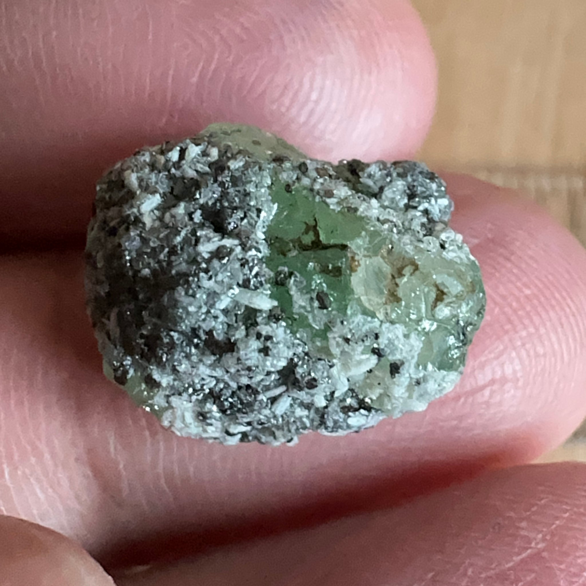 Diopside crystal on matrix, 16.03ct, Merelani, Tanzania