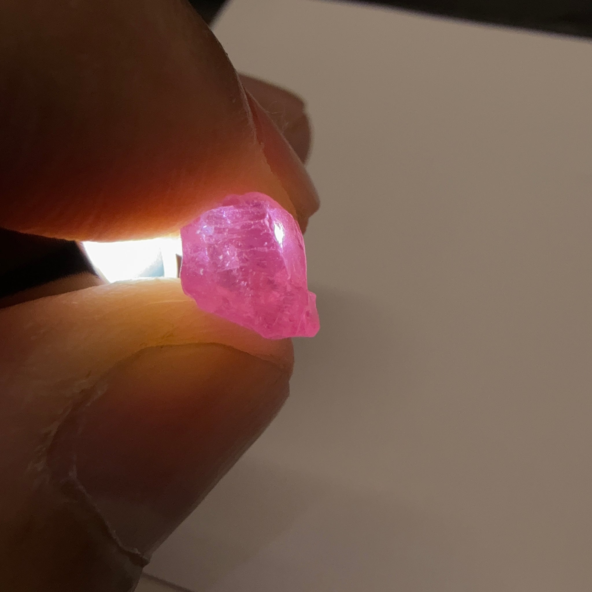 Mahenge Spinel, 2.90ct, Mahenge, Tanzania, Untreated Unheated. Slight inclusions, no crack! See the backlit photos and video for inclusion positioning