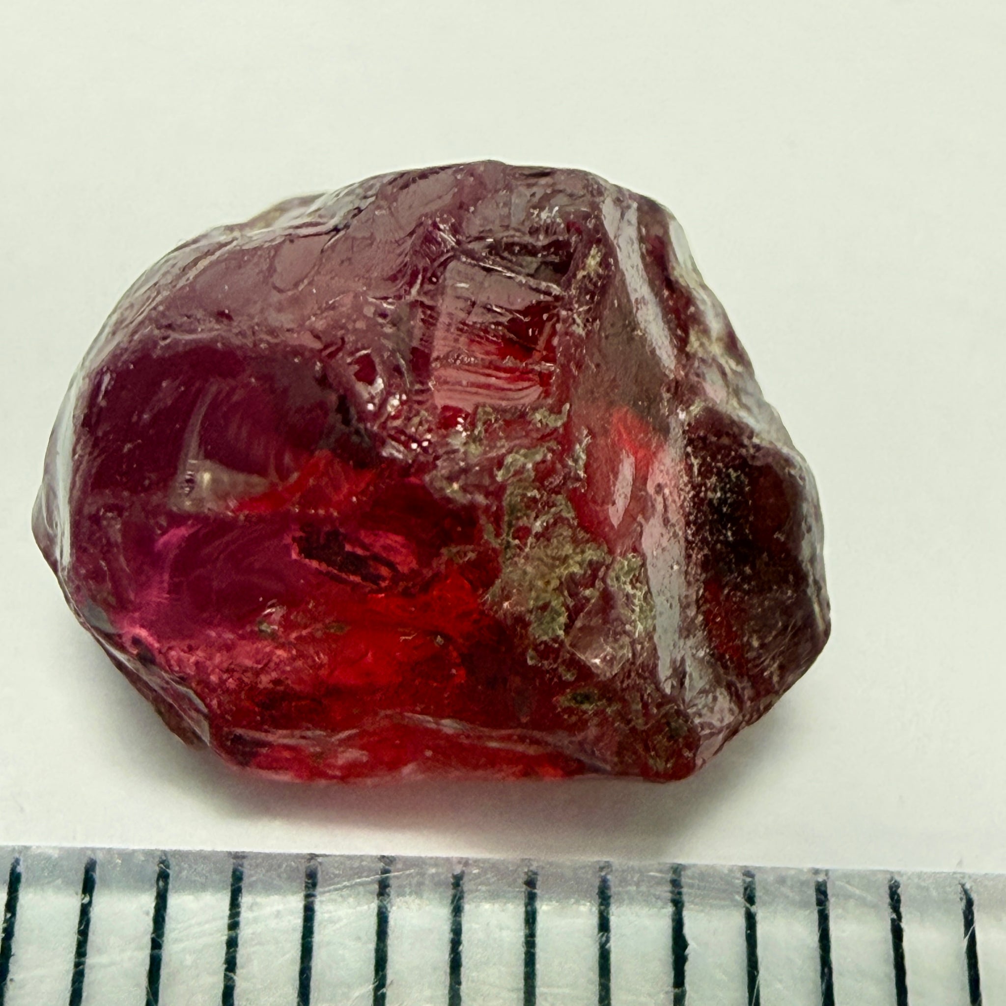 Umba Rhodolite, 6.79ct, Tanzania, Untreated Unheated, veil on outside going slightly in