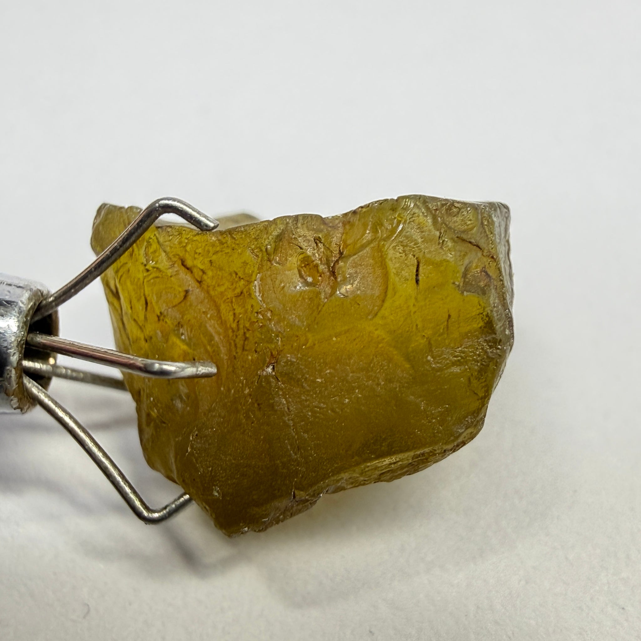 Peridot, 5.20ct, Tanzania, Untreated Unheated, muddy green colour, see shape, vvs