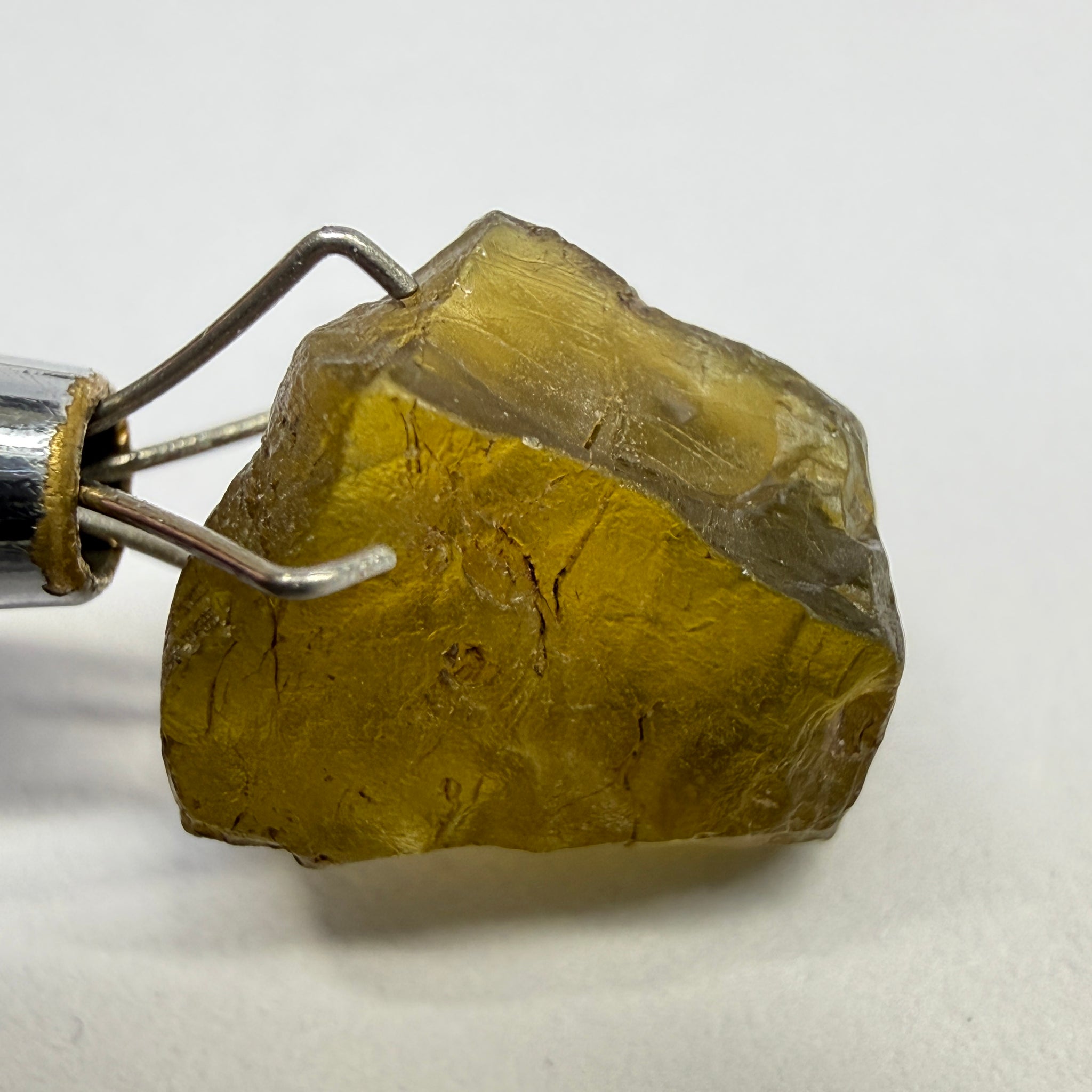 Peridot, 5.20ct, Tanzania, Untreated Unheated, muddy green colour, see shape, vvs