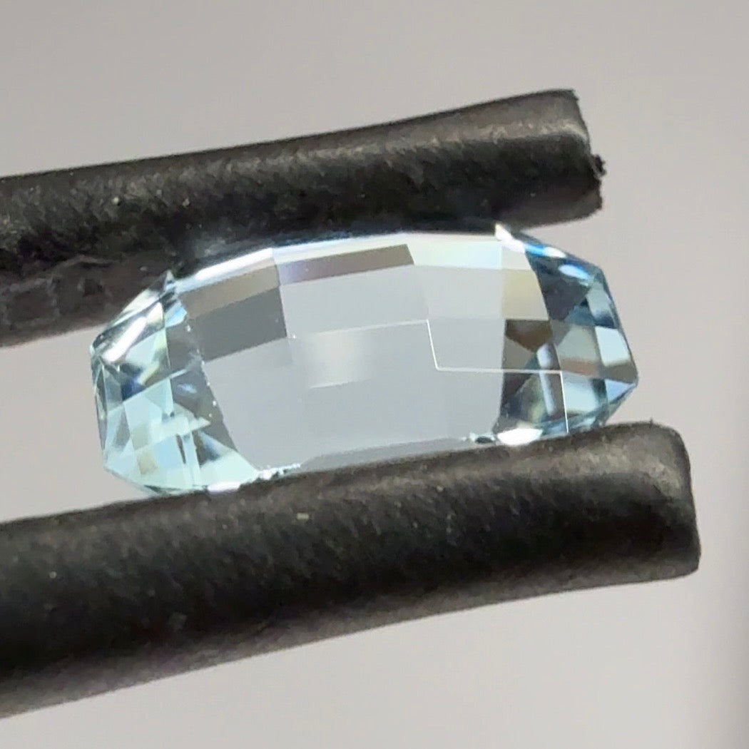 Aquamarine, 0.82ct, Zambia, Unheated Untreated, checkerboard top cut