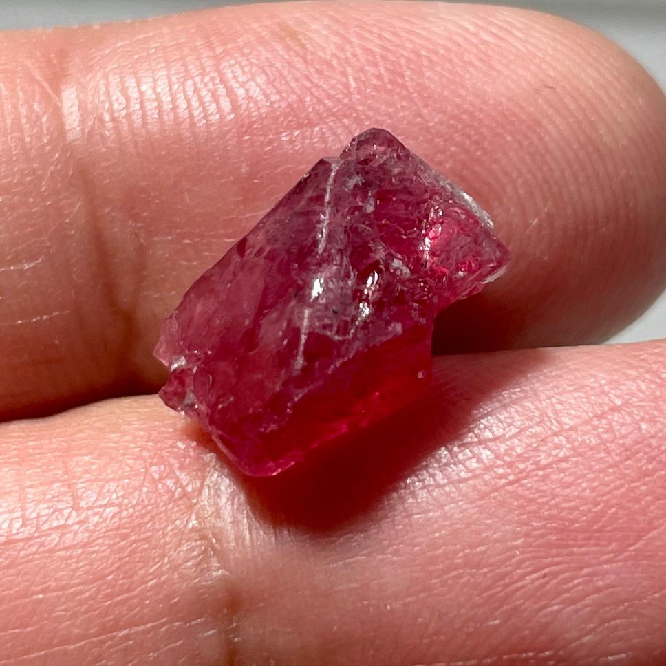 10.53Ct Mahenge Red Spinel Crystal. Tanzania Untreated Unheated. 14.5 X 8.1 11.7 Mm
