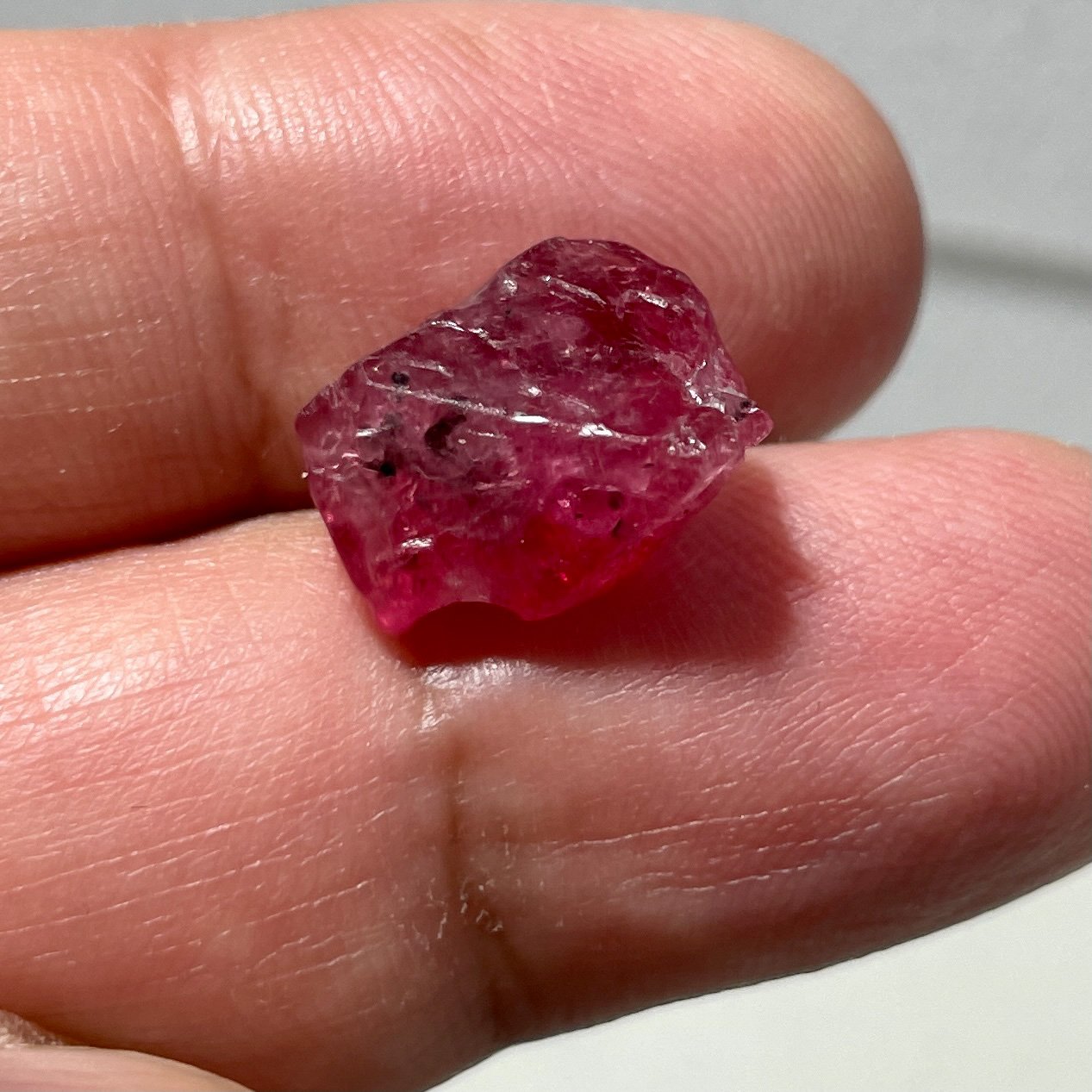 10.53Ct Mahenge Red Spinel Crystal. Tanzania Untreated Unheated. 14.5 X 8.1 11.7 Mm