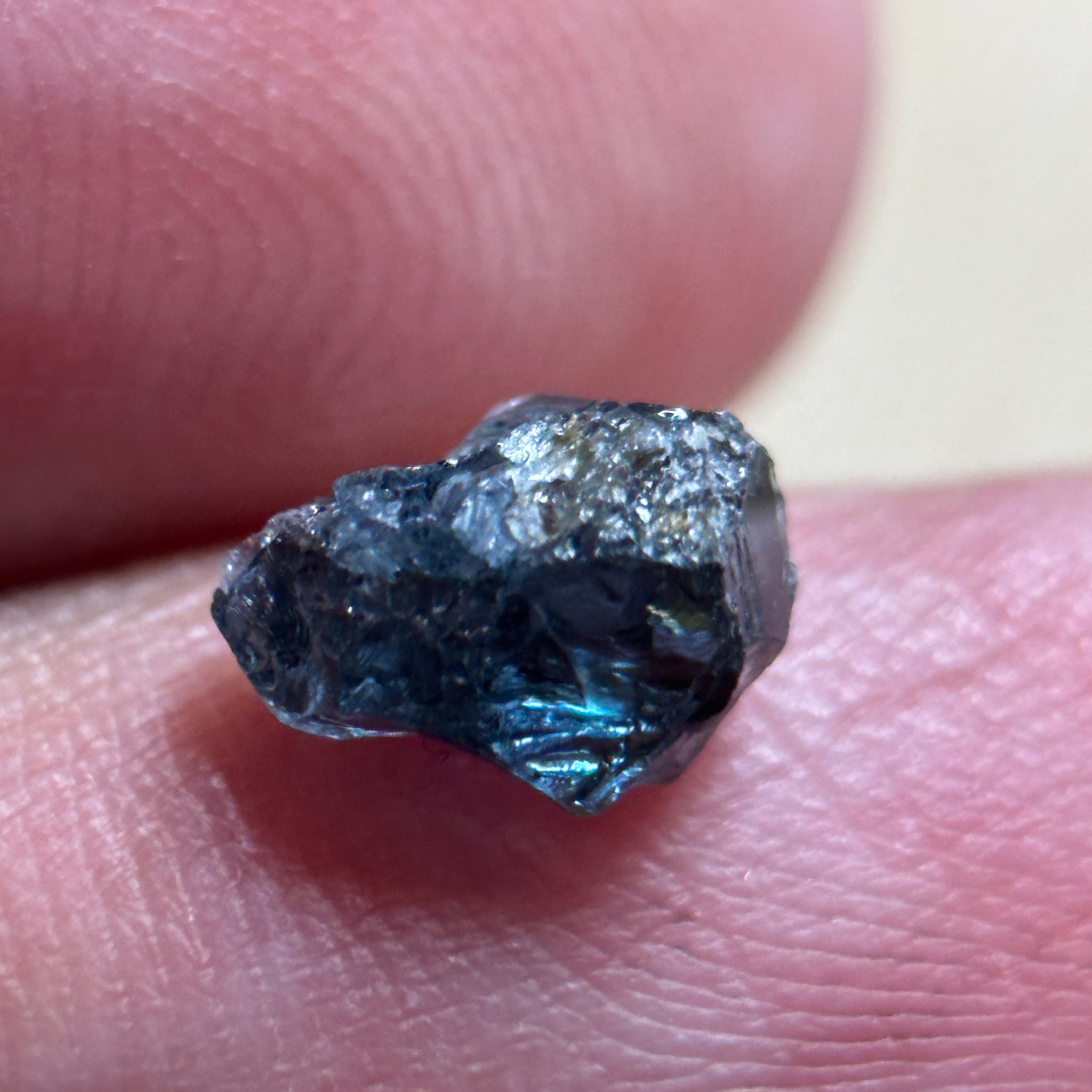 Cobalt Spinel, 1.86ct, Mahenge, Tanzania, Untreated Unheated, crack down the middle