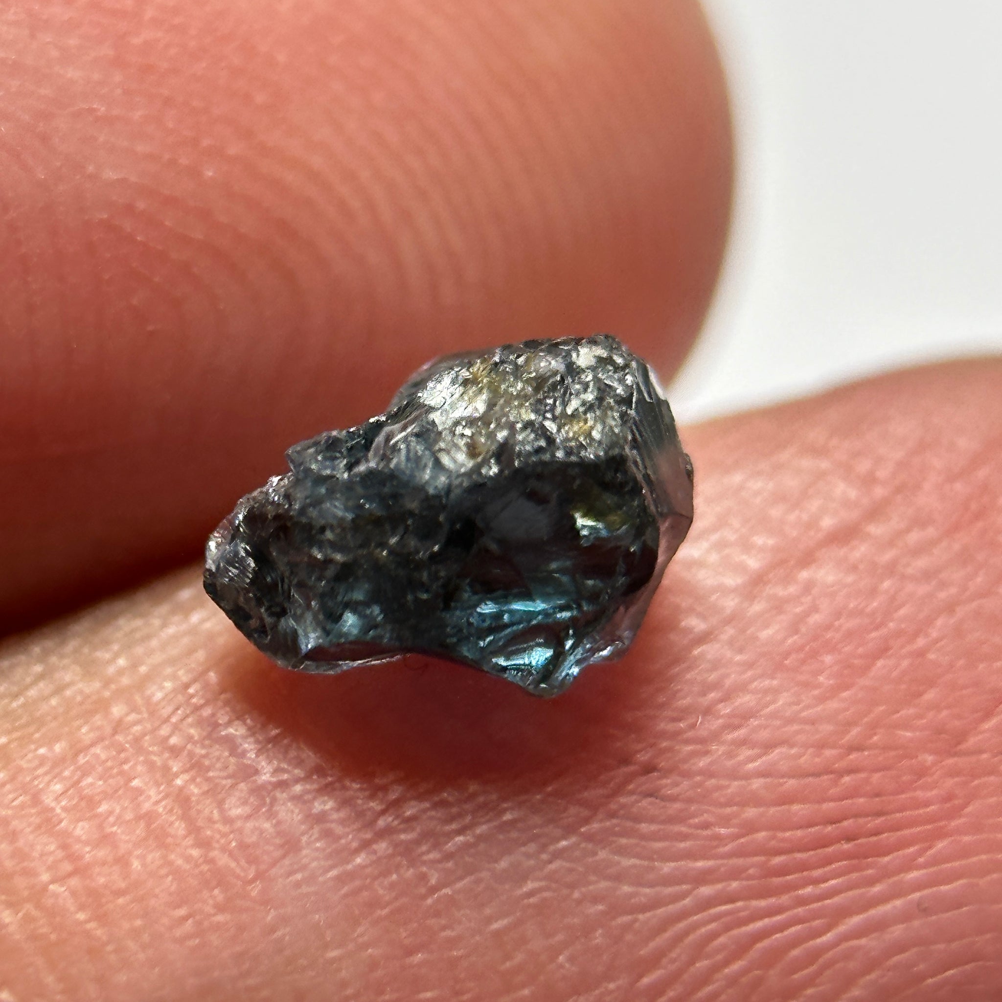 Cobalt Spinel, 1.86ct, Mahenge, Tanzania, Untreated Unheated, crack down the middle