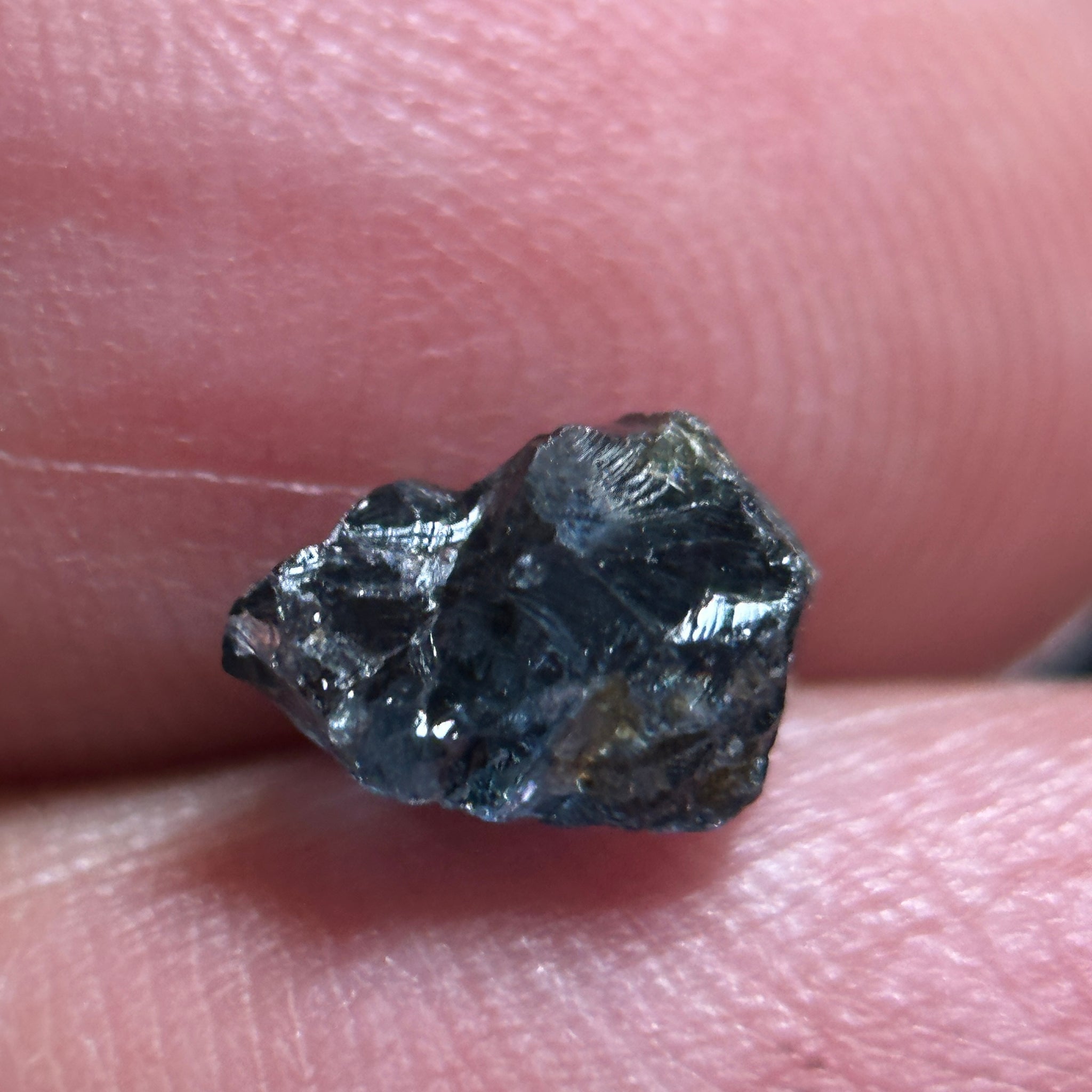 Cobalt Spinel, 1.86ct, Mahenge, Tanzania, Untreated Unheated, crack down the middle