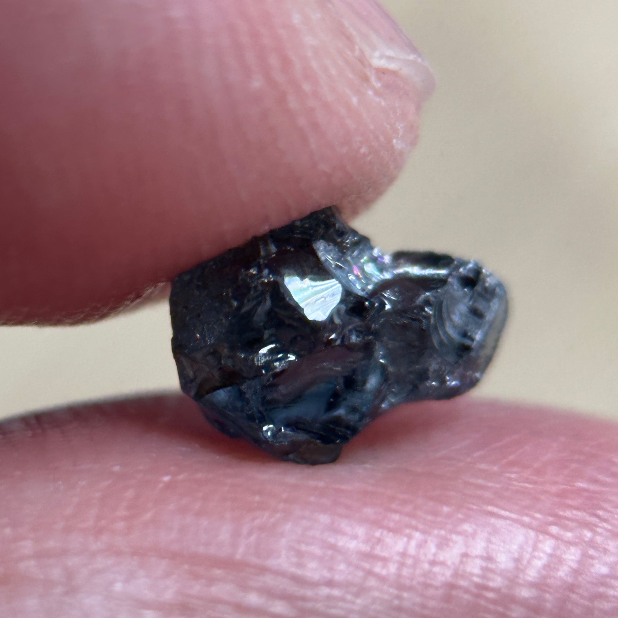 Cobalt Spinel, 1.86ct, Mahenge, Tanzania, Untreated Unheated, crack down the middle