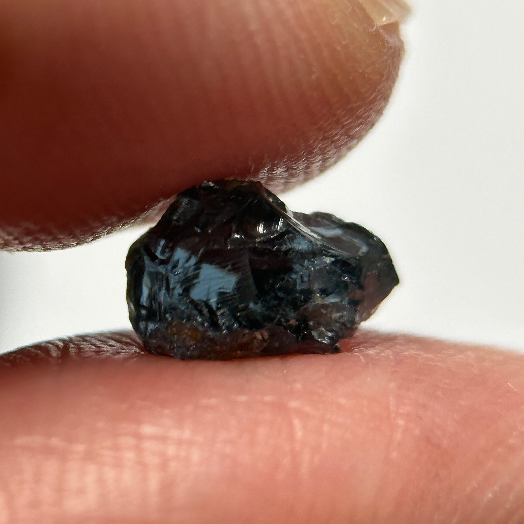 Cobalt Spinel, 1.86ct, Mahenge, Tanzania, Untreated Unheated, crack down the middle