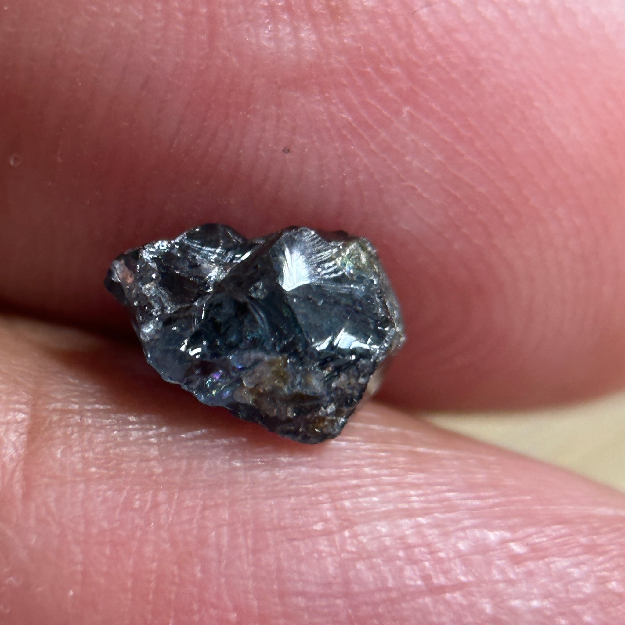 Cobalt Spinel, 1.86ct, Mahenge, Tanzania, Untreated Unheated, crack down the middle