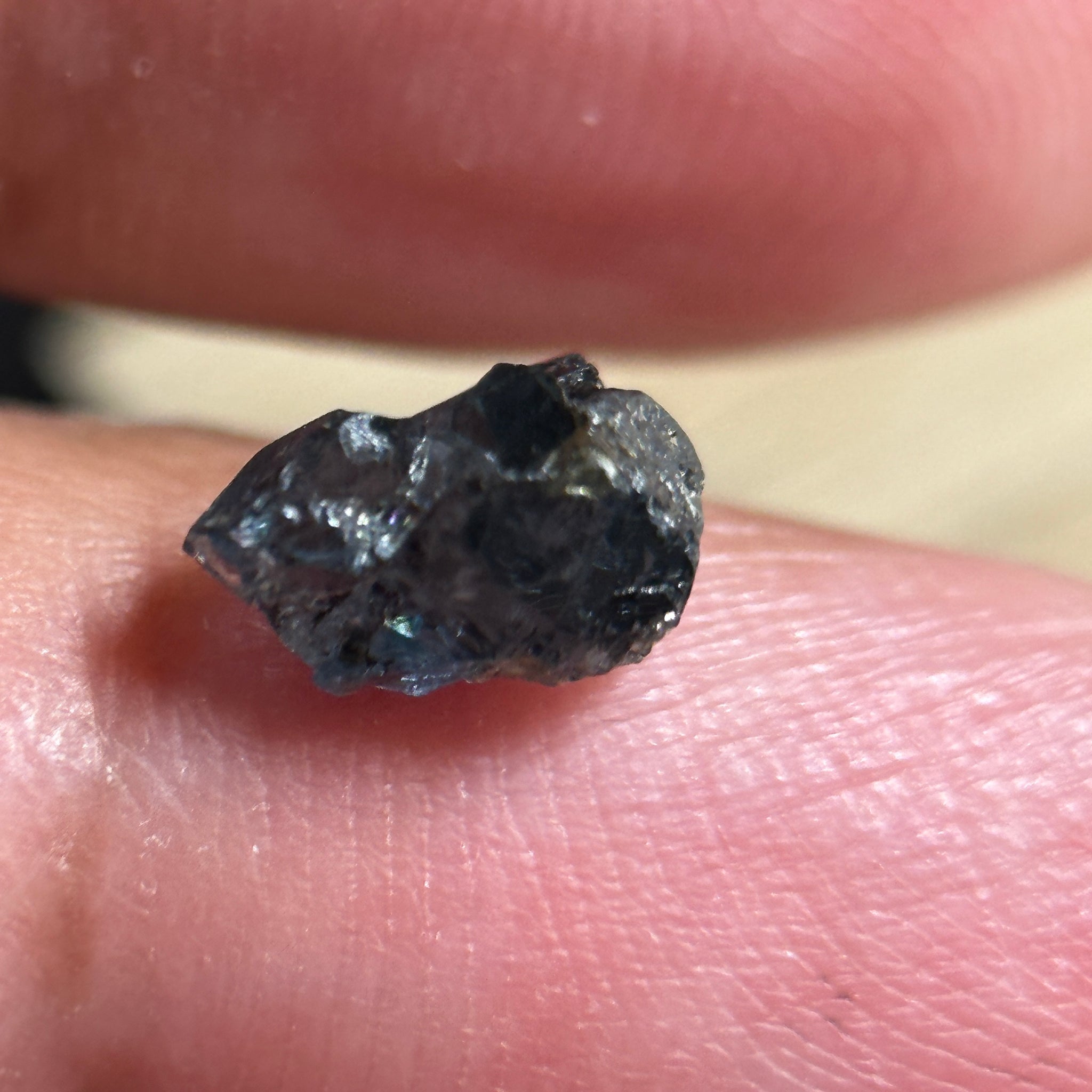 Cobalt Spinel, 1.86ct, Mahenge, Tanzania, Untreated Unheated, crack down the middle