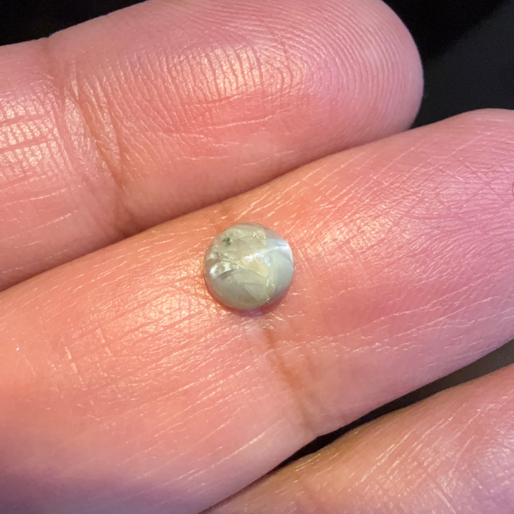 Cats-Eye Alexandrite (very slight partial cats-eye effect), 0.97ct, Manyara, Tanzania, Untreated Unheated