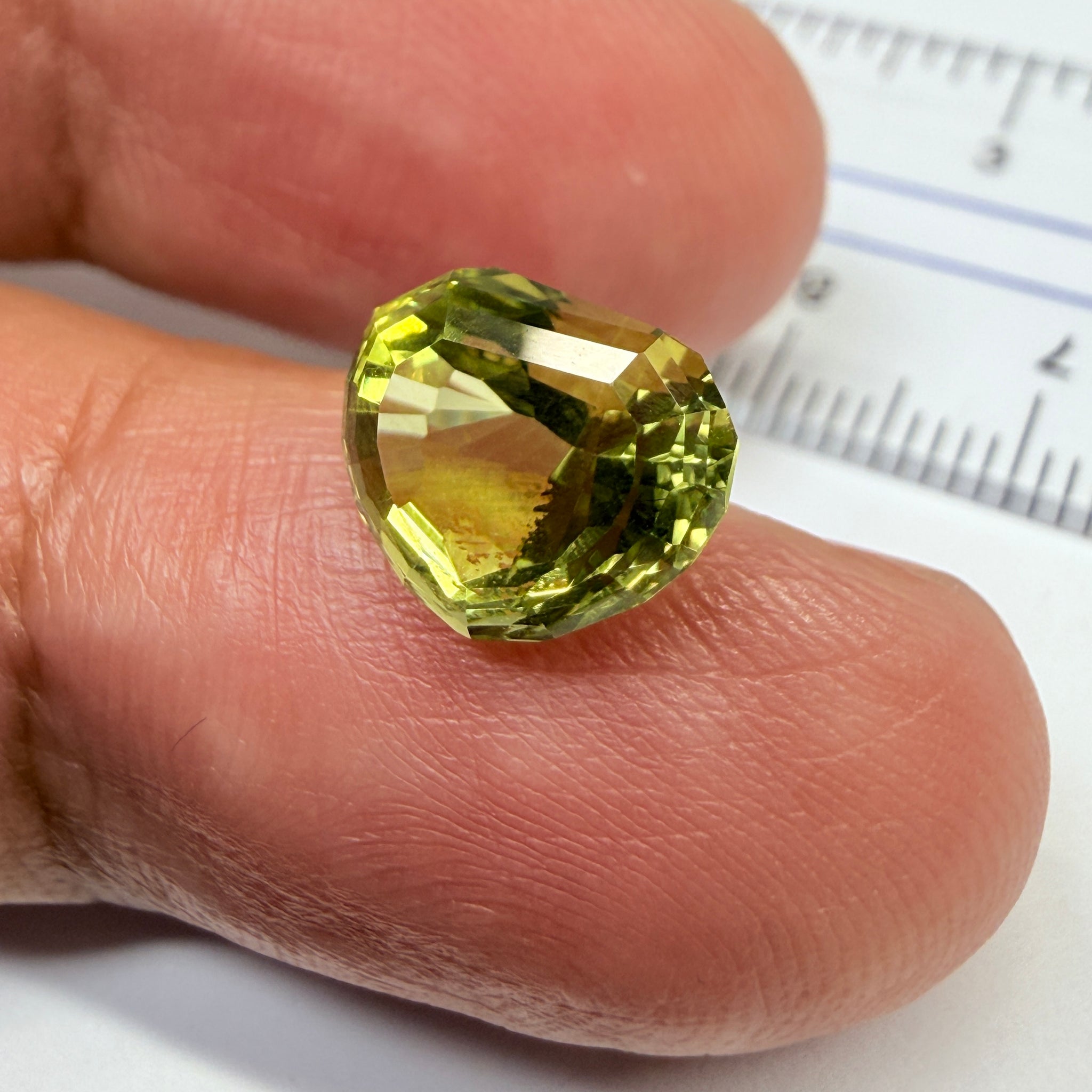 Tourmaline, fancy cut, 3.20ct, Tanzania, Untreated Unheated