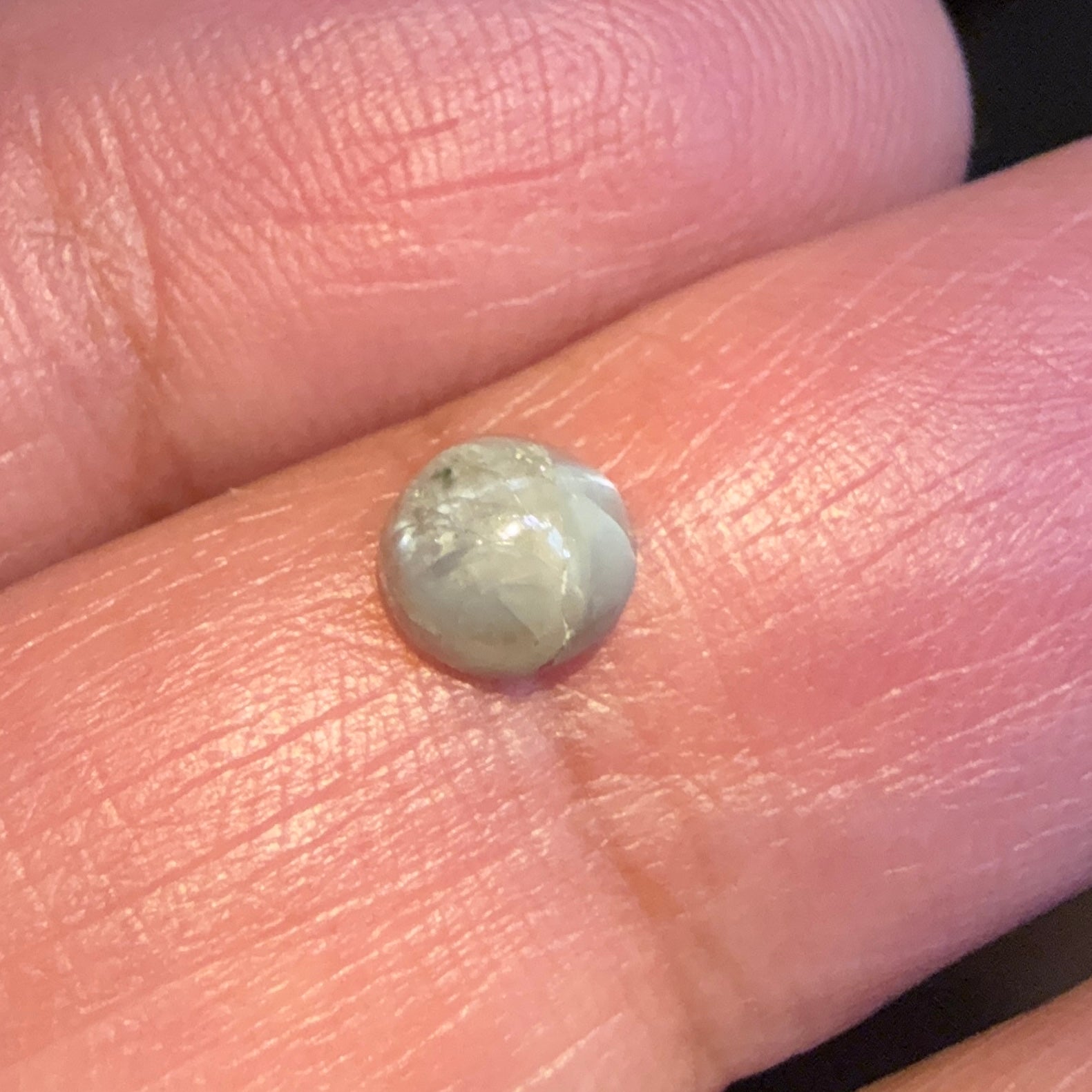 Cats-Eye Alexandrite (very slight partial cats-eye effect), 0.97ct, Manyara, Tanzania, Untreated Unheated