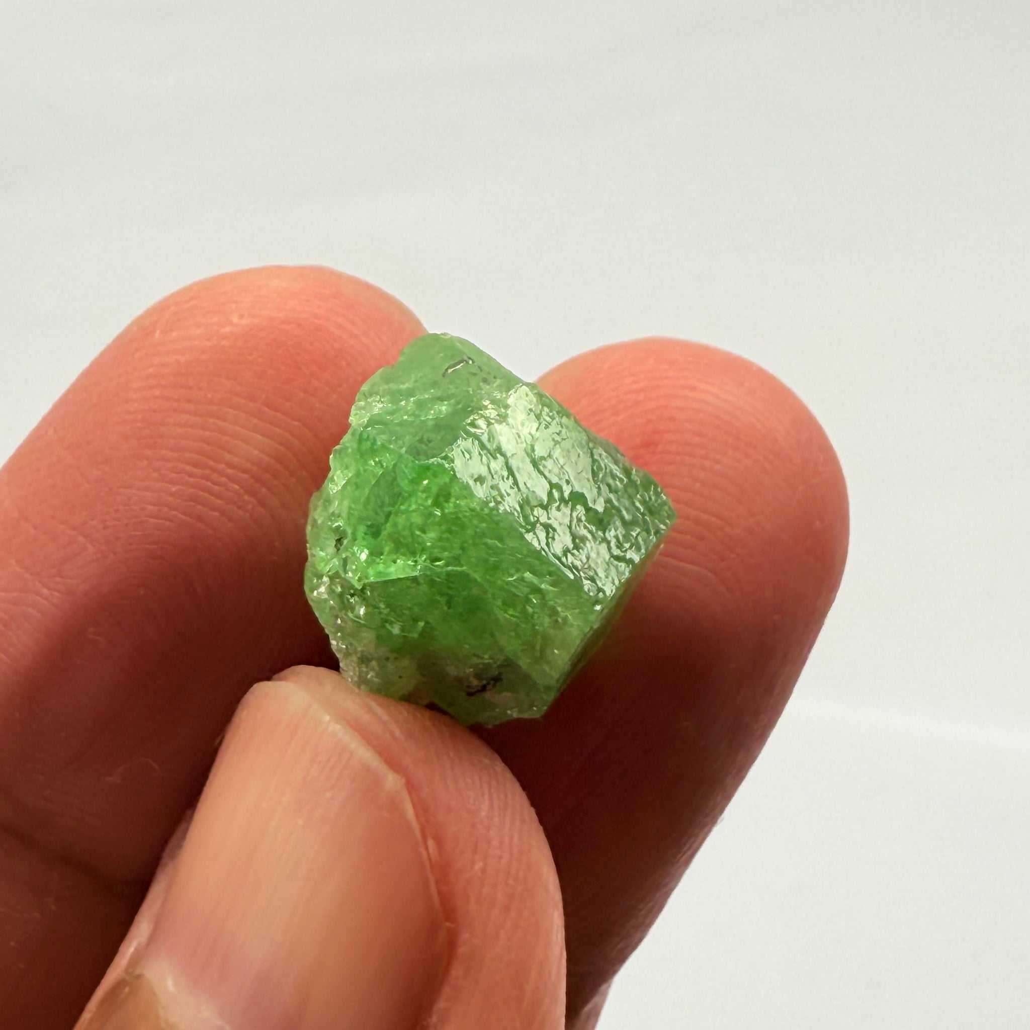 Tsavorite Crystal, 17.53ct, Merelani, Tanzania, Untreated Unheated