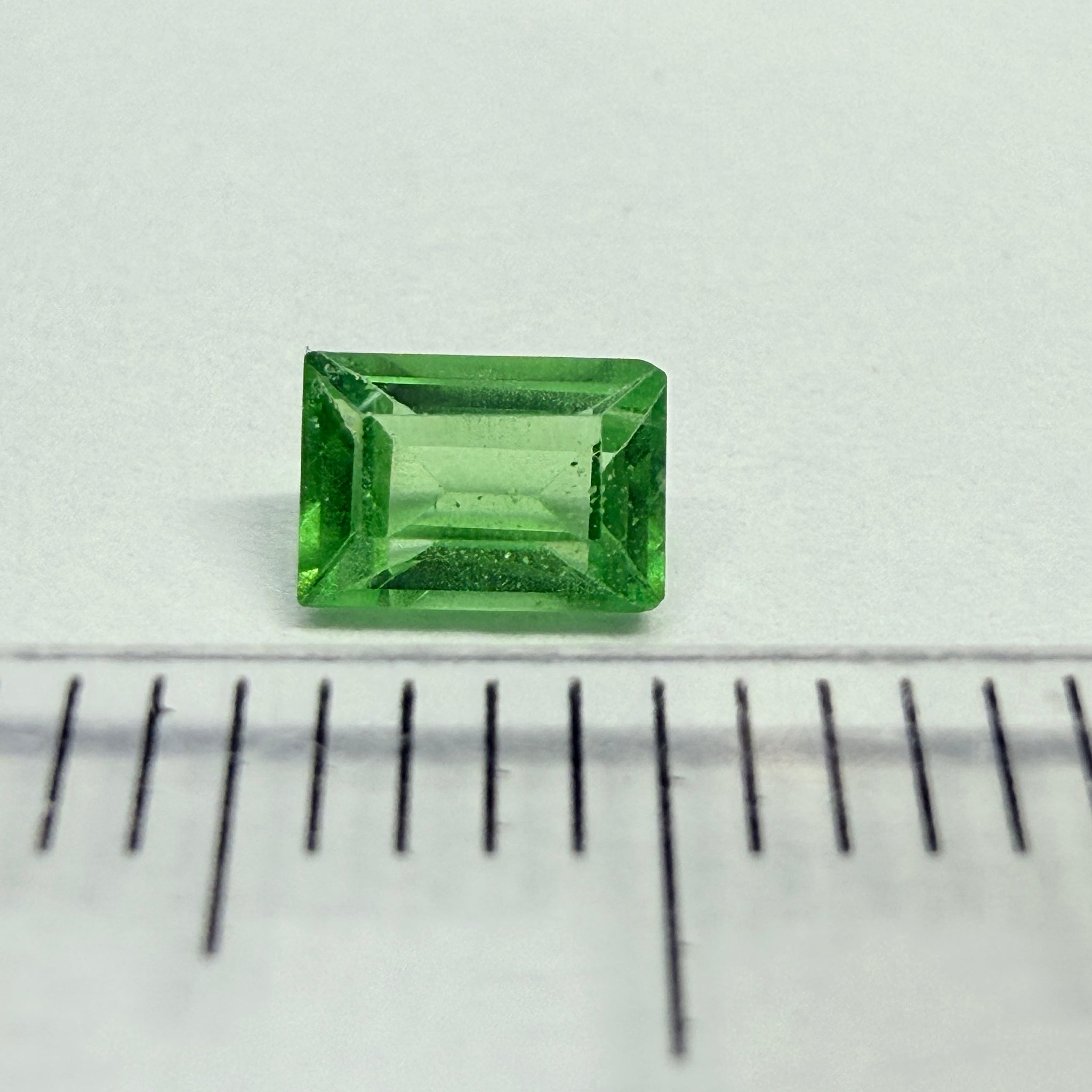 Tsavorite Garnet, 0.37ct, Tanzania, Unheated Untreated, native cut.