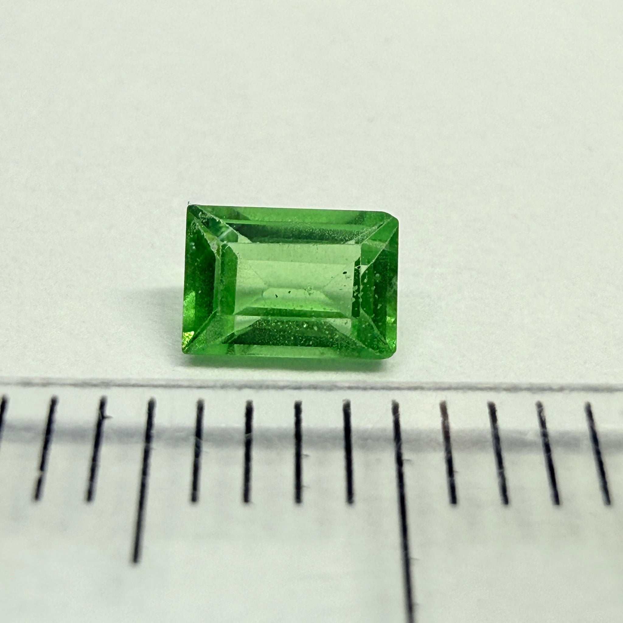 Tsavorite Garnet, 0.37ct, Tanzania, Unheated Untreated, native cut.