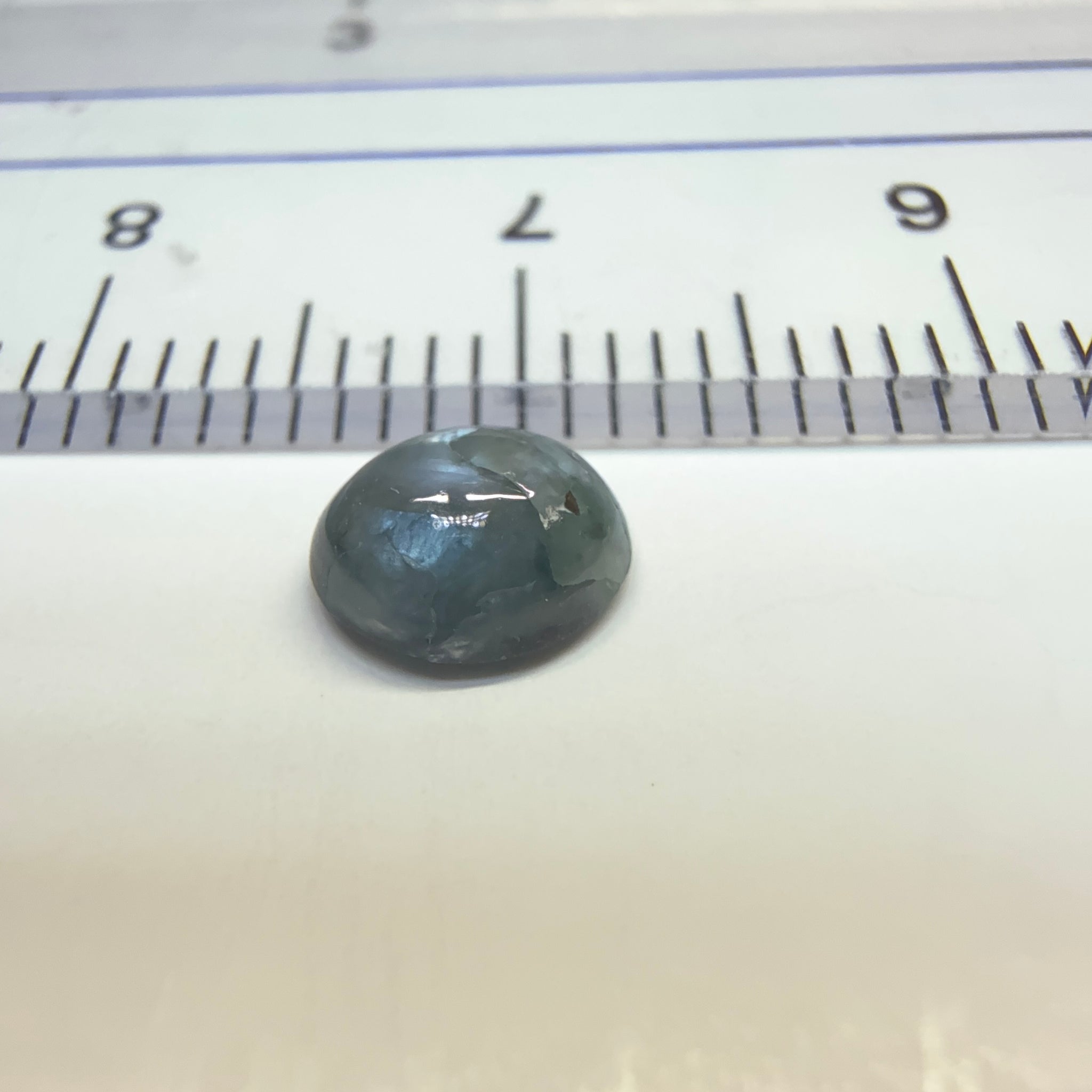 Alexandrite Cabochon, 0.89ct, Manyara, Tanzania, Untreated Unheated.