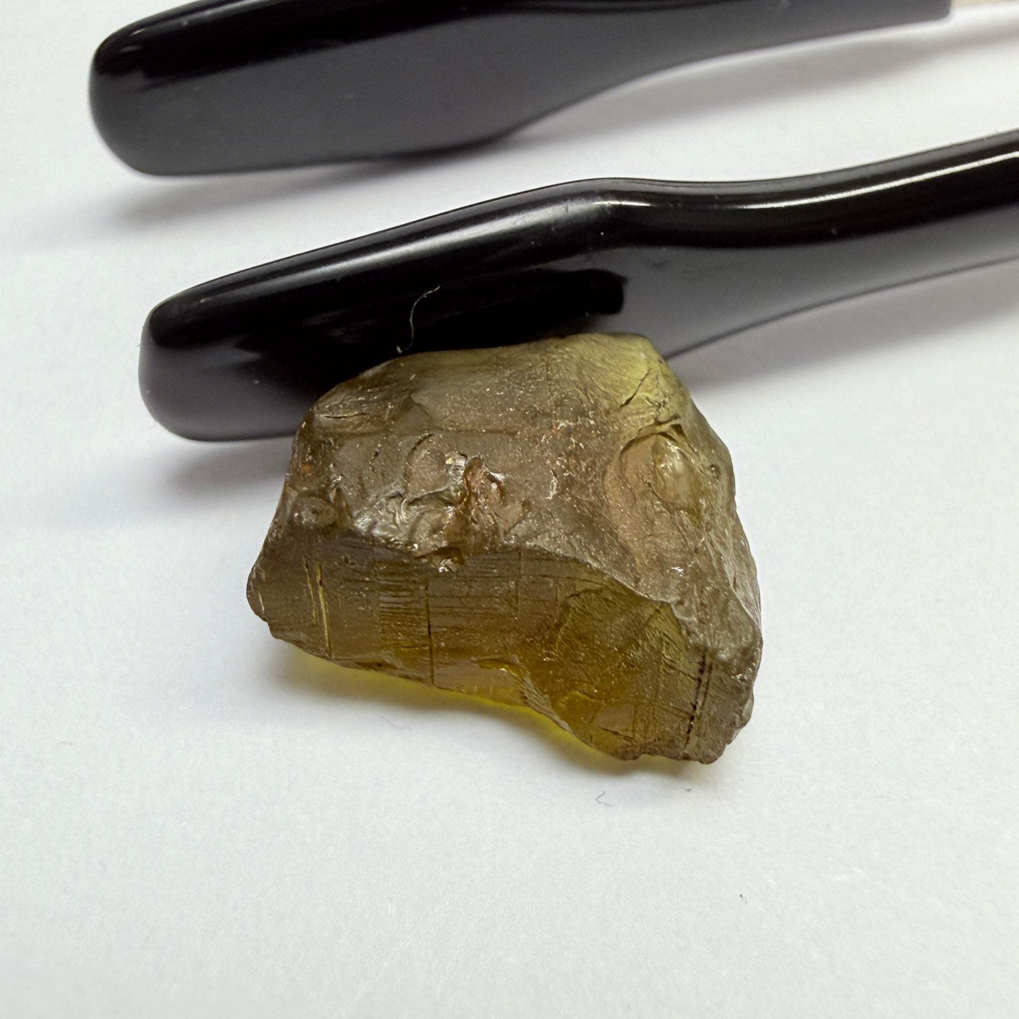 Peridot, 5.20ct, Tanzania, Untreated Unheated, muddy green colour, see shape, vvs