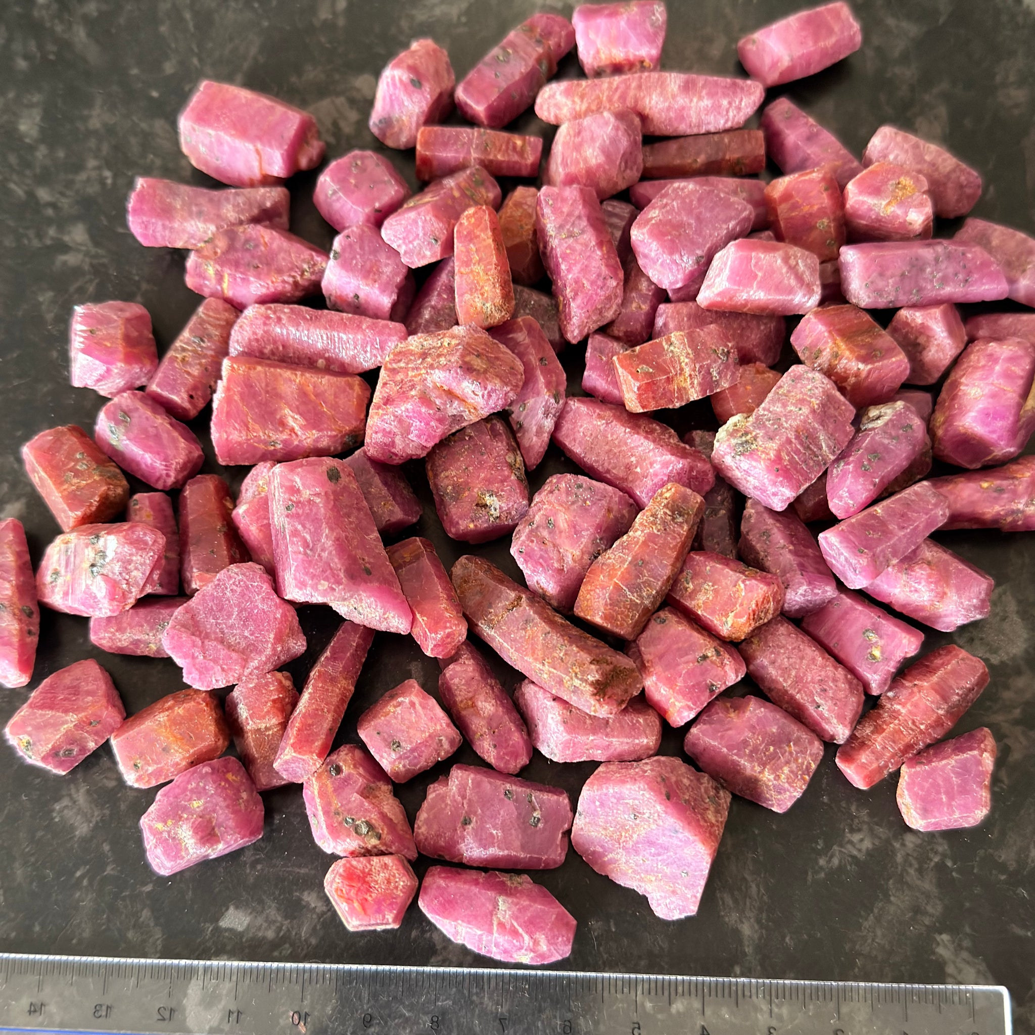 Sapphire Crystal Wholesale Lot Deal, 587.60gm, 92pcs in lot, average size is 6.38gm. Dodoma, Tanzania, Untreated Unheated. Priced at wholesale for people who want to resell