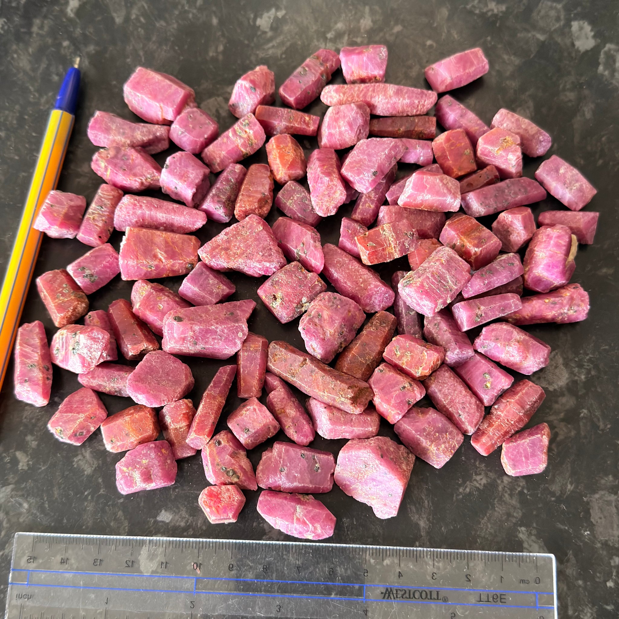 Sapphire Crystal Wholesale Lot Deal, 587.60gm, 92pcs in lot, average size is 6.38gm. Dodoma, Tanzania, Untreated Unheated. Priced at wholesale for people who want to resell