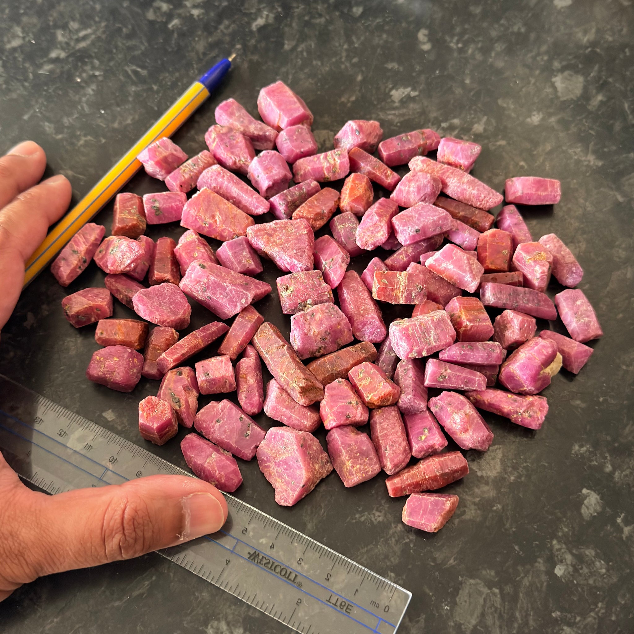 Sapphire Crystal Wholesale Lot Deal, 587.60gm, 92pcs in lot, average size is 6.38gm. Dodoma, Tanzania, Untreated Unheated. Priced at wholesale for people who want to resell