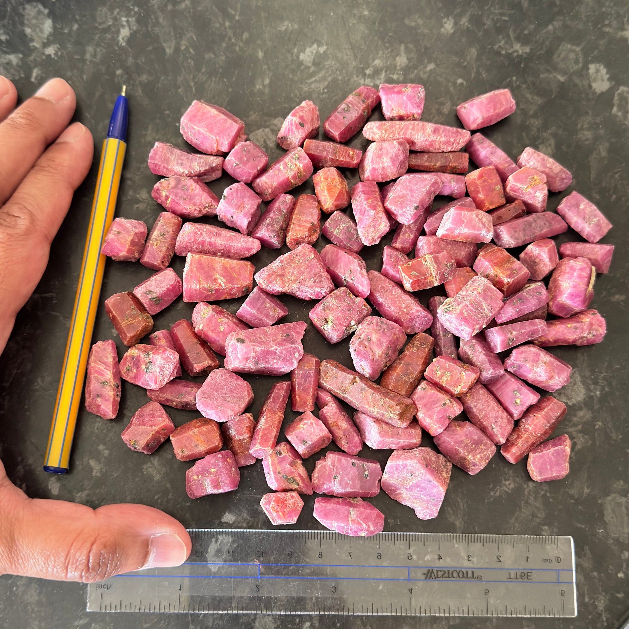 Sapphire Crystal Wholesale Lot Deal, 587.60gm, 92pcs in lot, average size is 6.38gm. Dodoma, Tanzania, Untreated Unheated. Priced at wholesale for people who want to resell