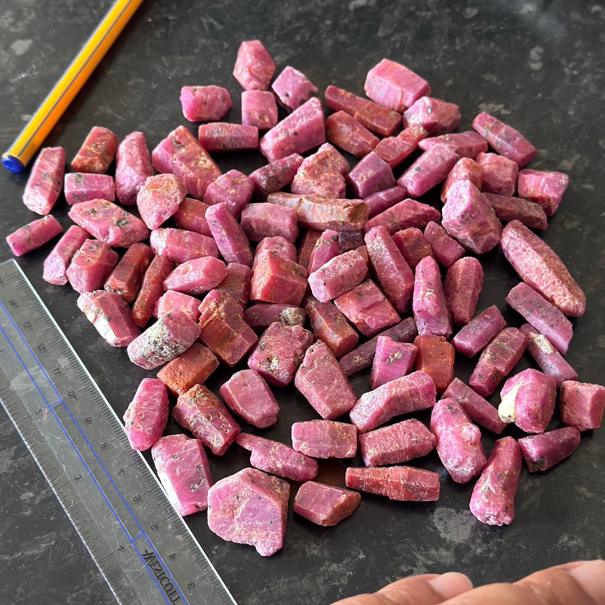 Sapphire Crystal Wholesale Lot Deal, 587.60gm, 92pcs in lot, average size is 6.38gm. Dodoma, Tanzania, Untreated Unheated. Priced at wholesale for people who want to resell